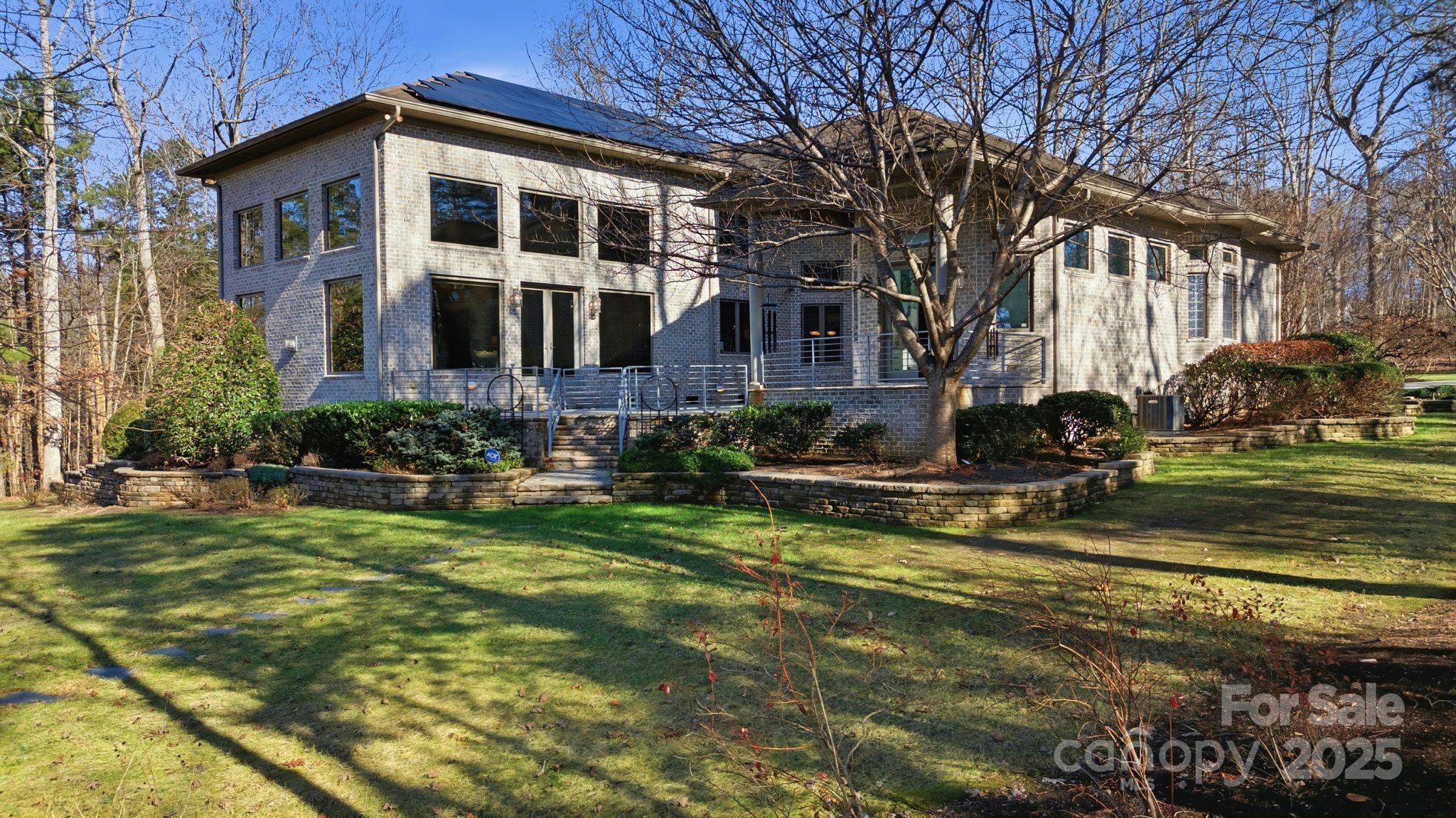 637 Wildflower Trail