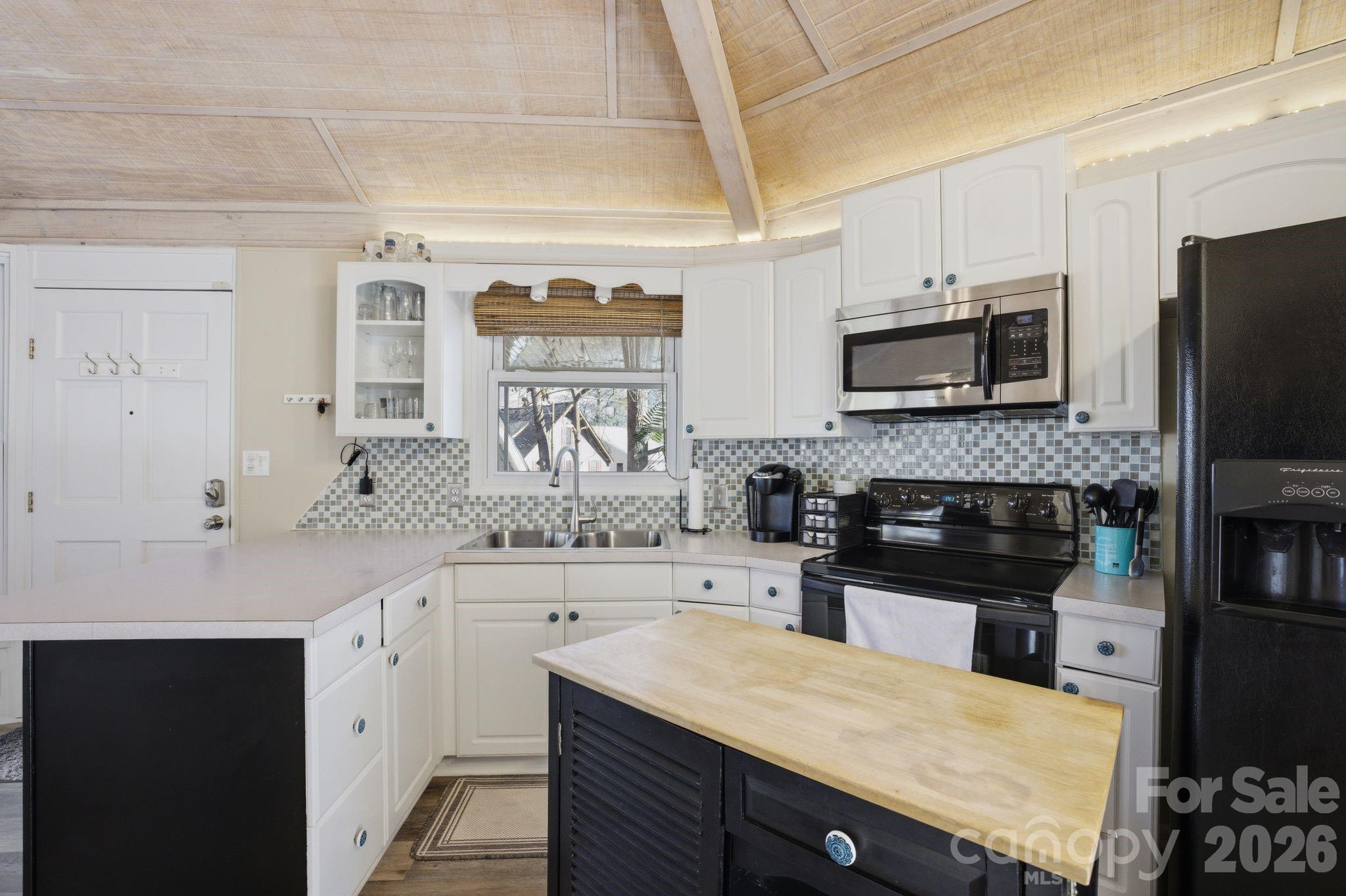 235 Rock Harbor Drive