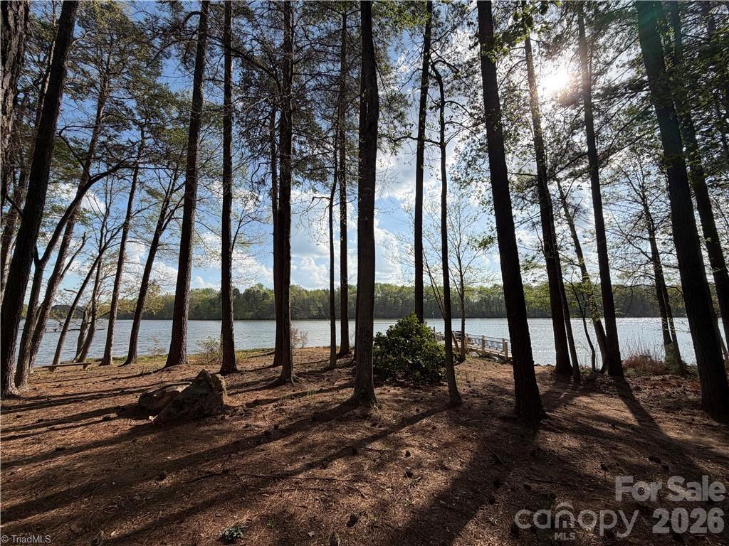 901 Sunset Pointe Drive