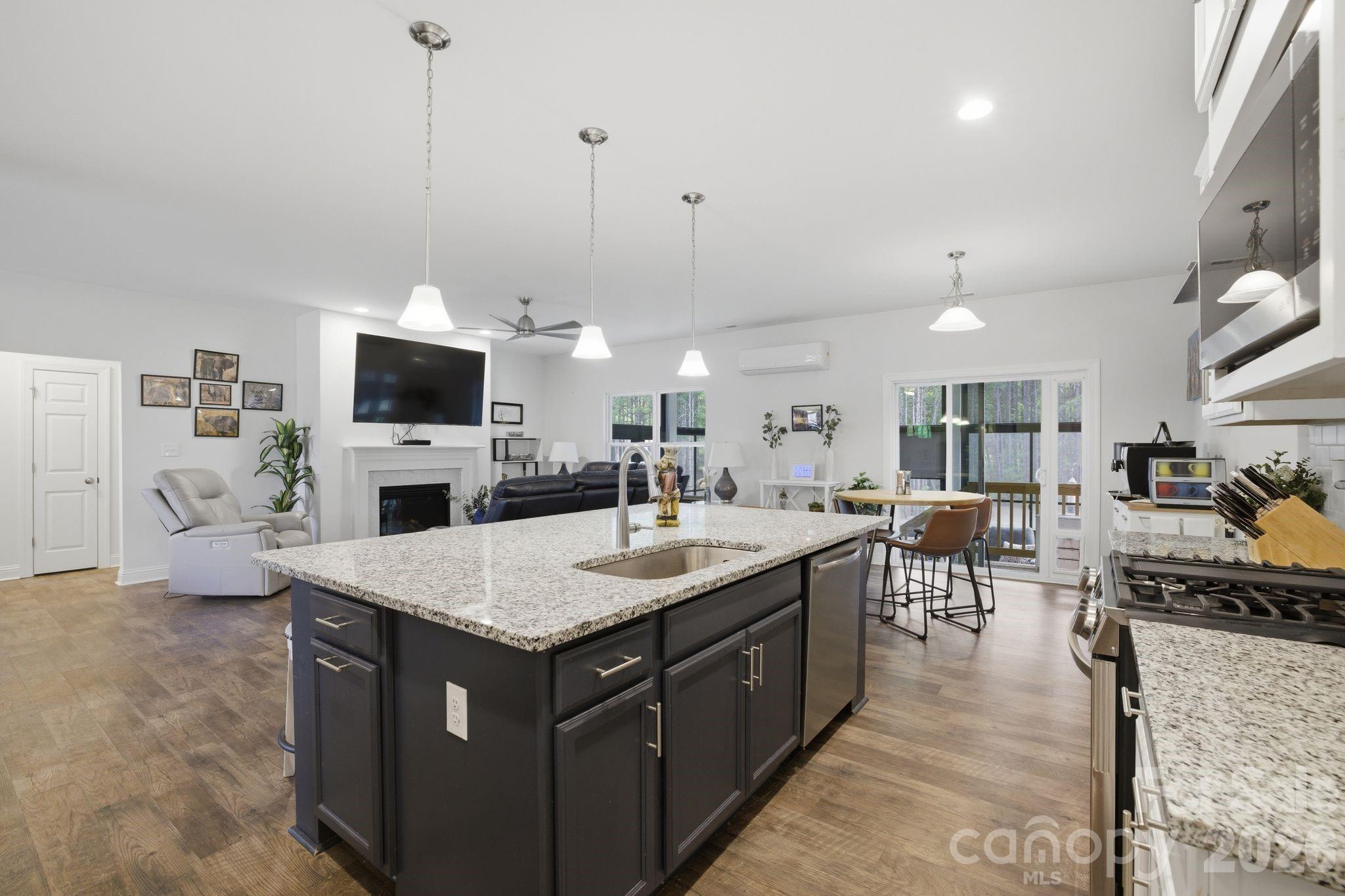 314 Potters Landing