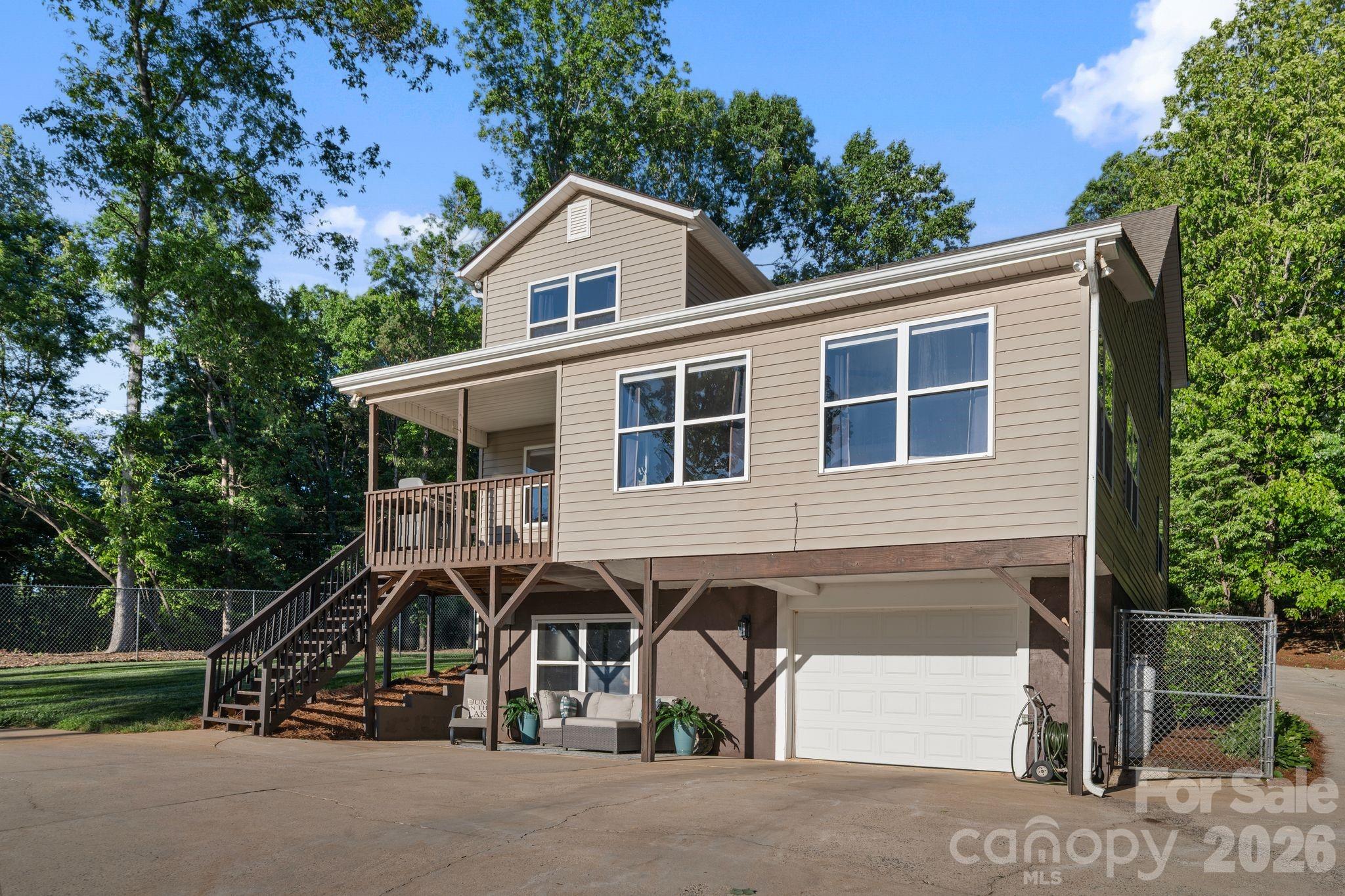 710 Riverwood Drive