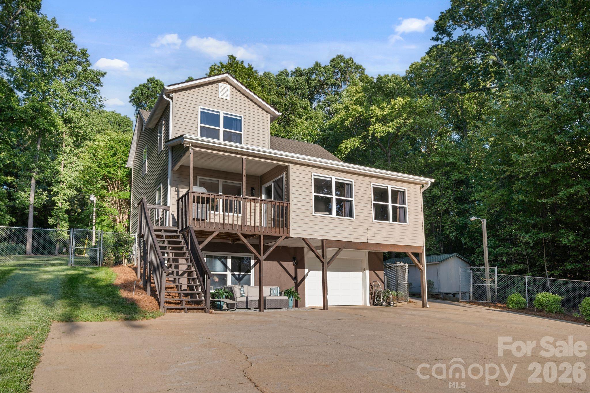 710 Riverwood Drive