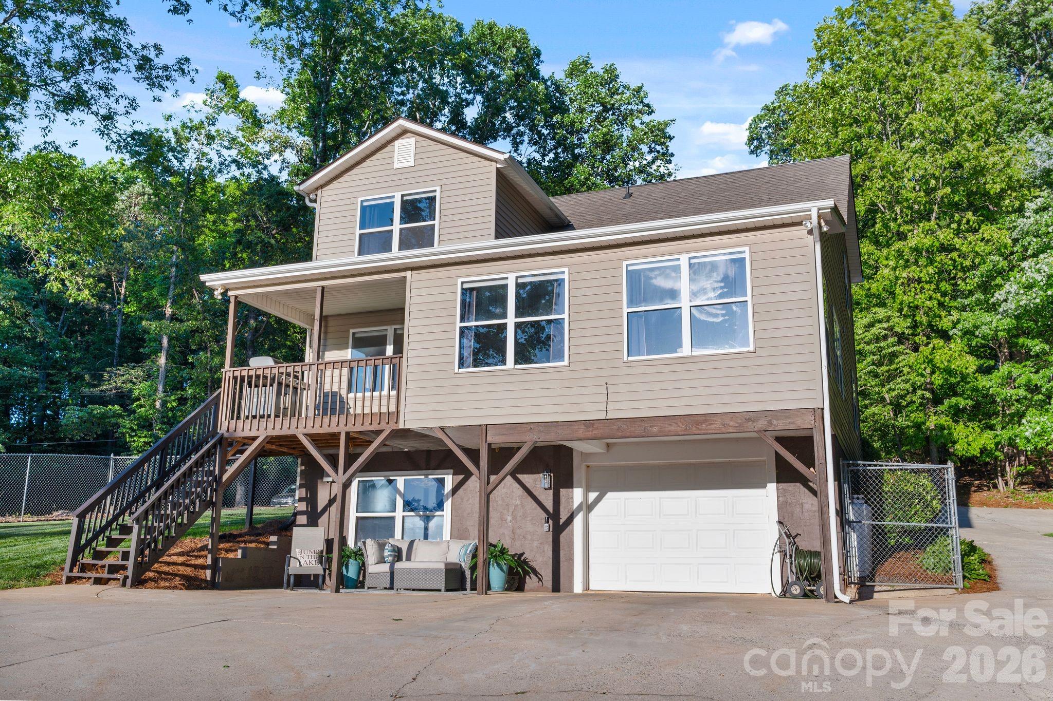 710 Riverwood Drive
