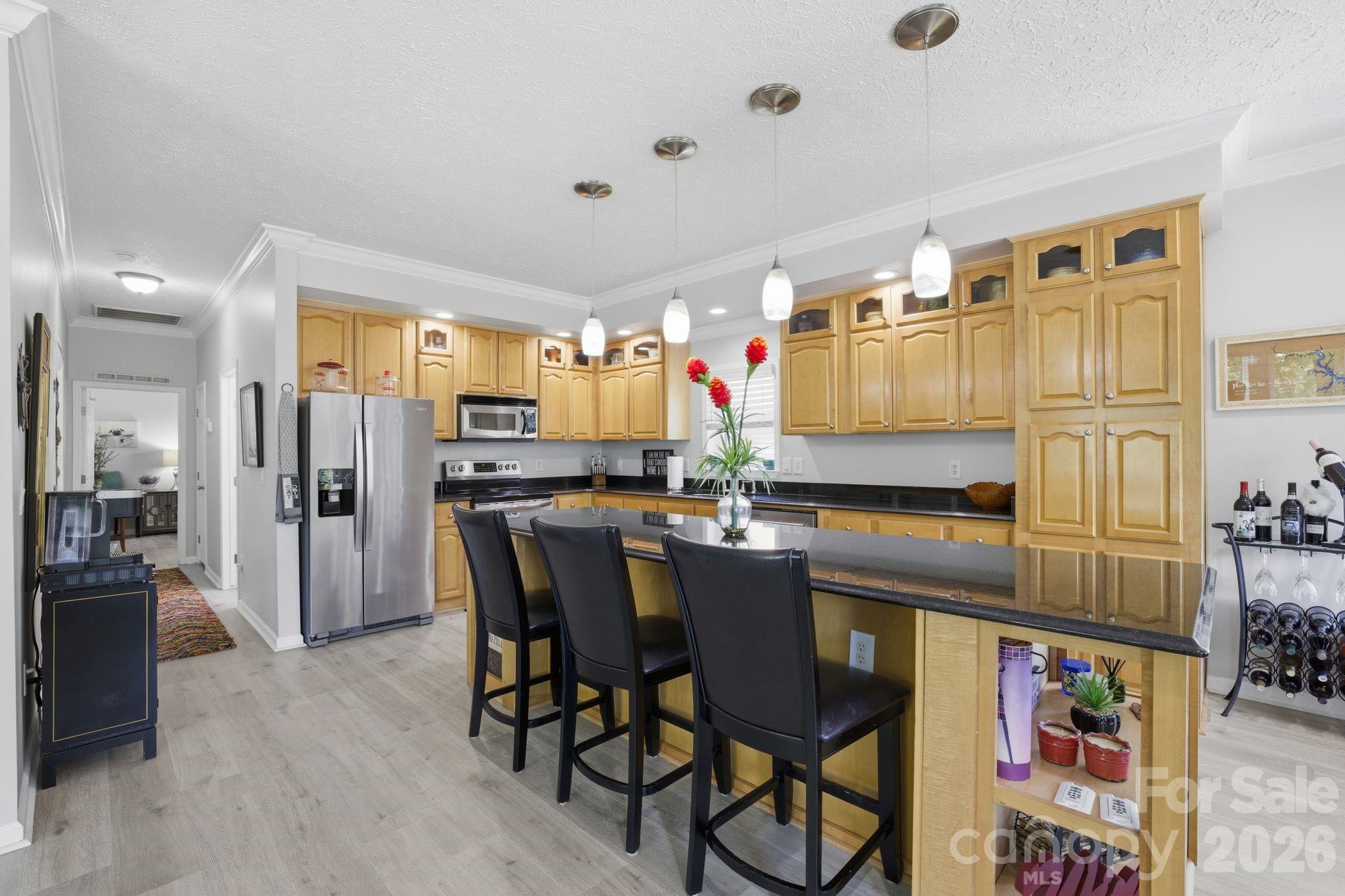 819 Hickory Point Drive