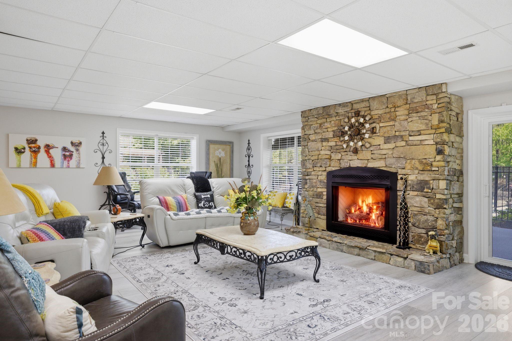 819 Hickory Point Drive