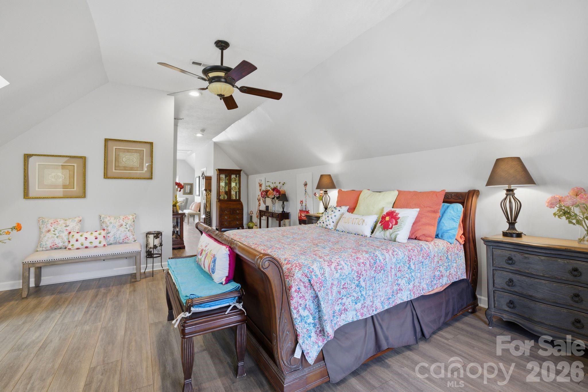 819 Hickory Point Drive