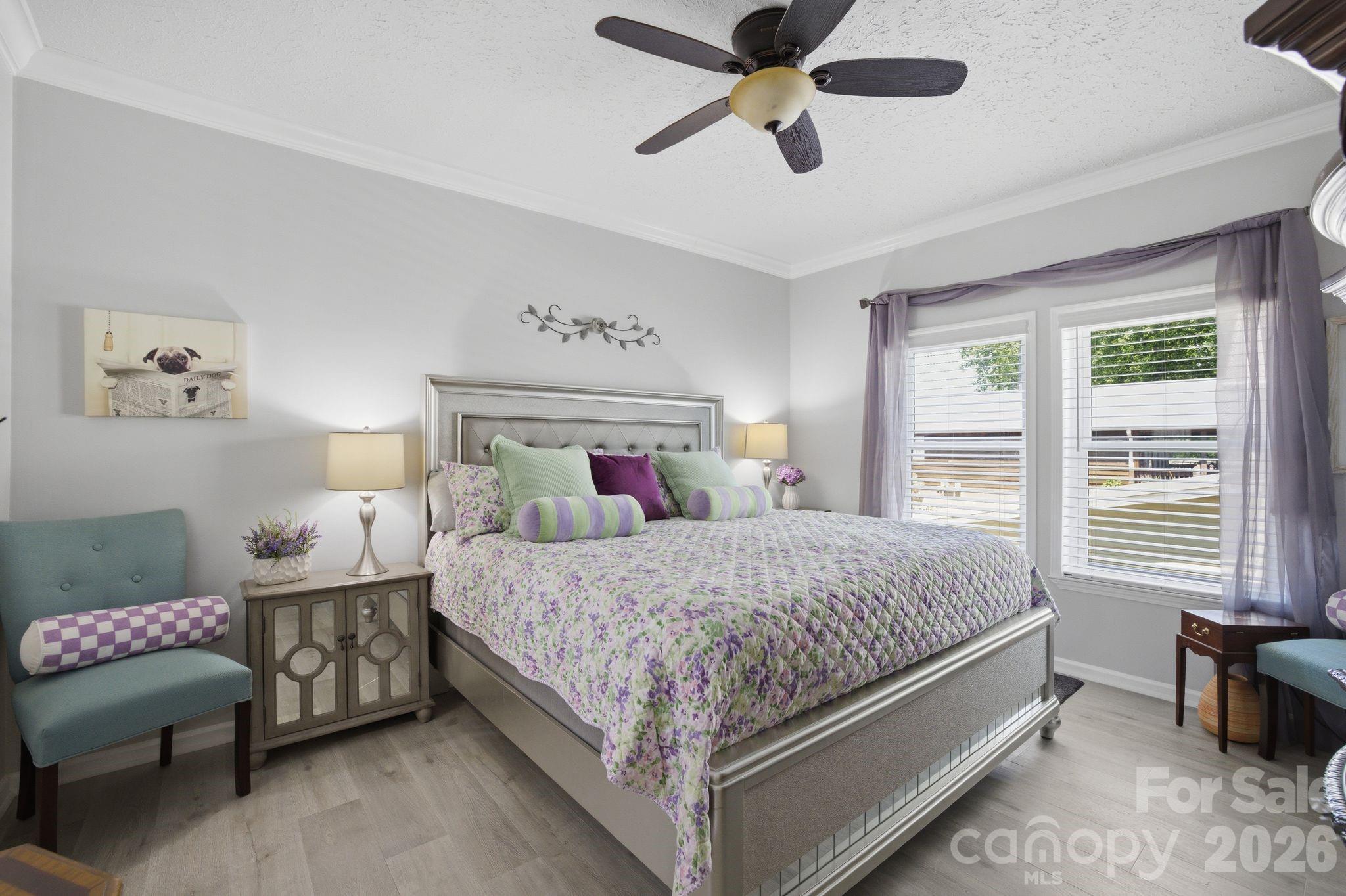819 Hickory Point Drive