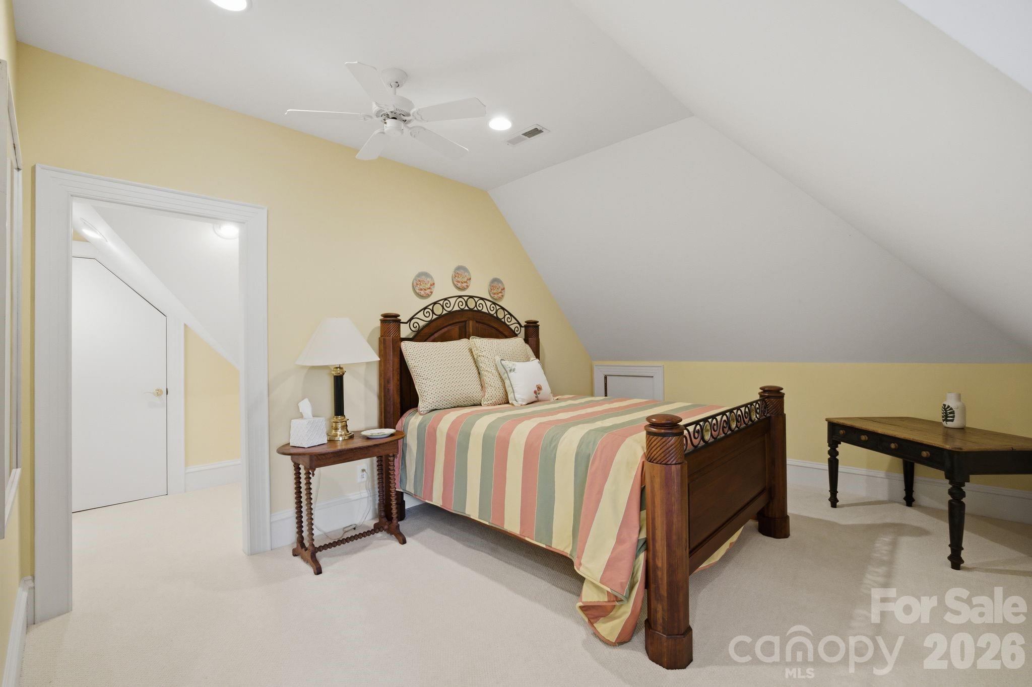 191 Porters Glen