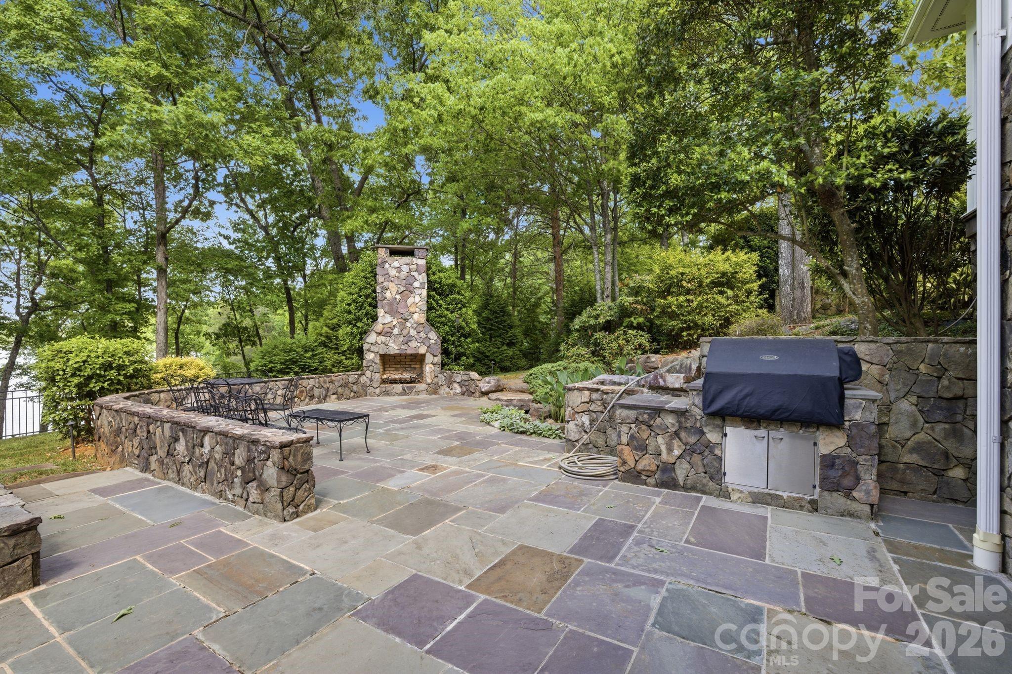 191 Porters Glen