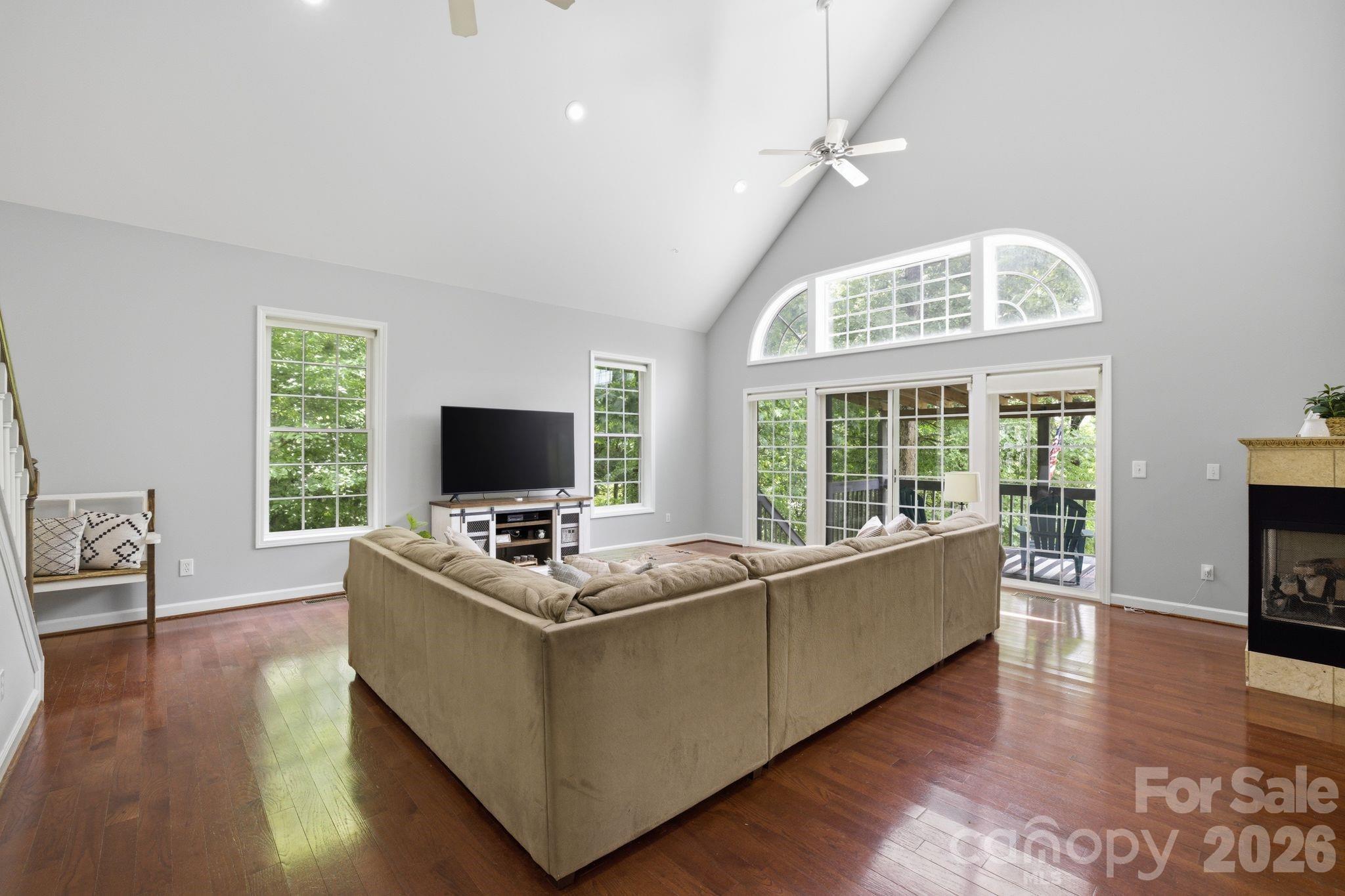 424 Mountain Harbor Drive