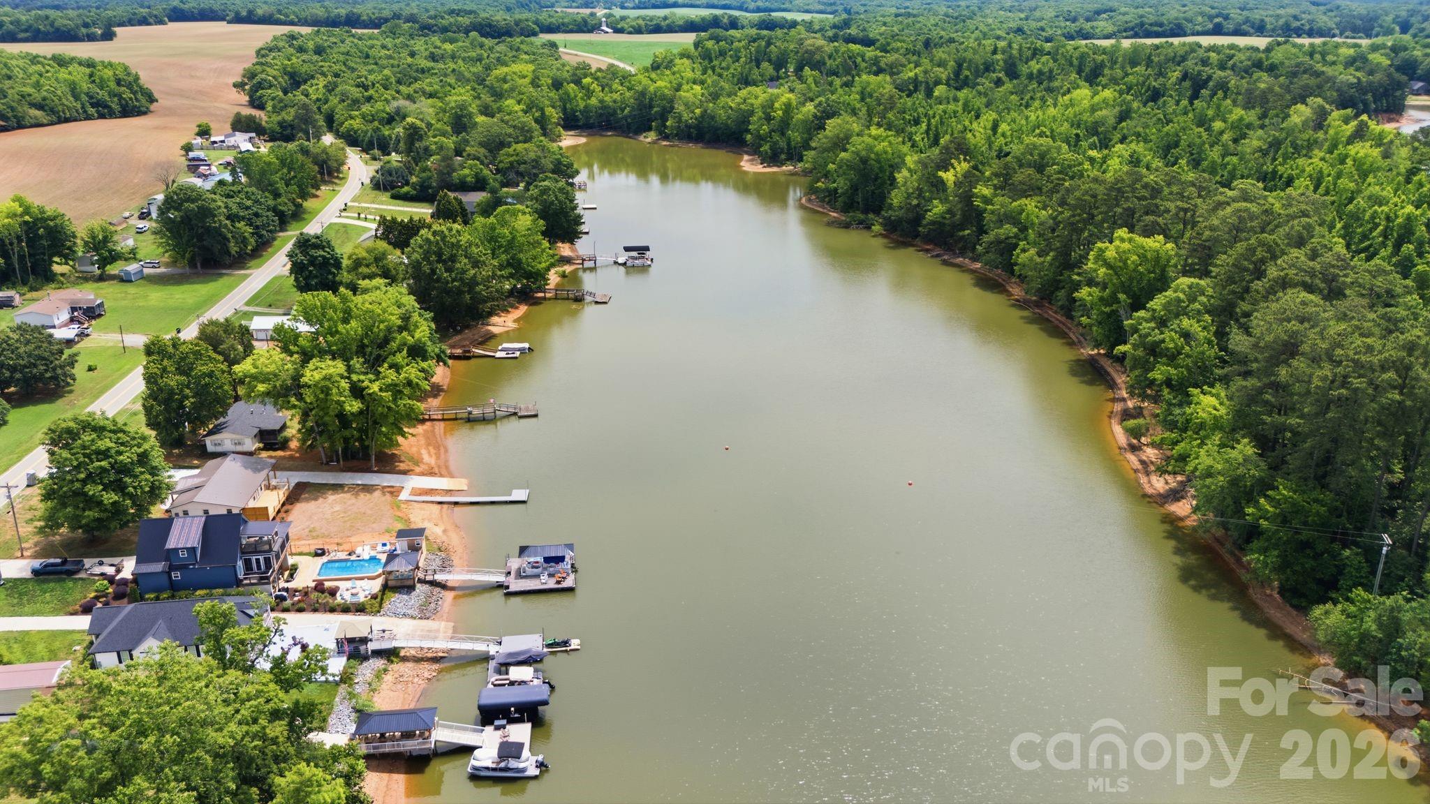 2516 Riverview Road
