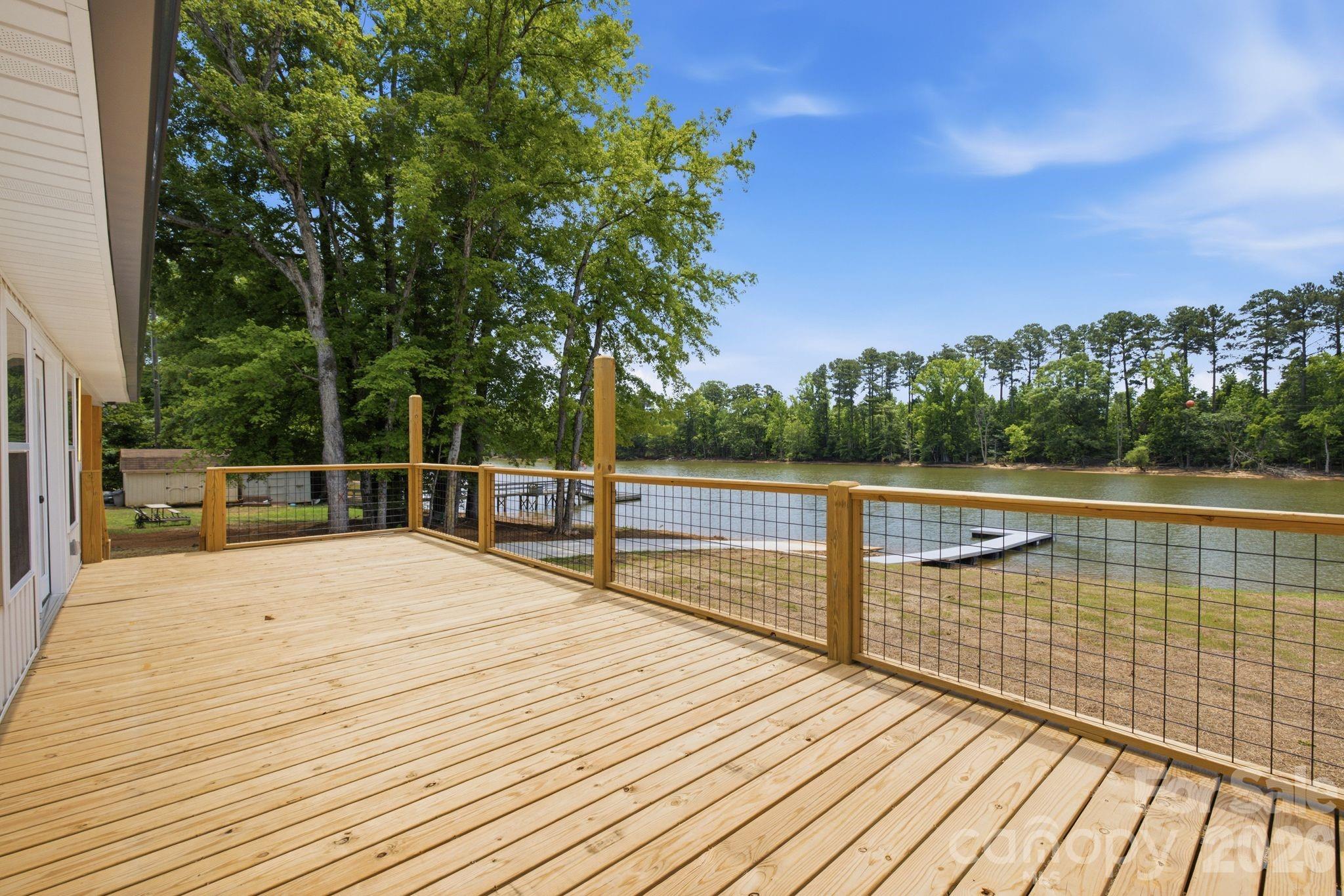 2516 Riverview Road