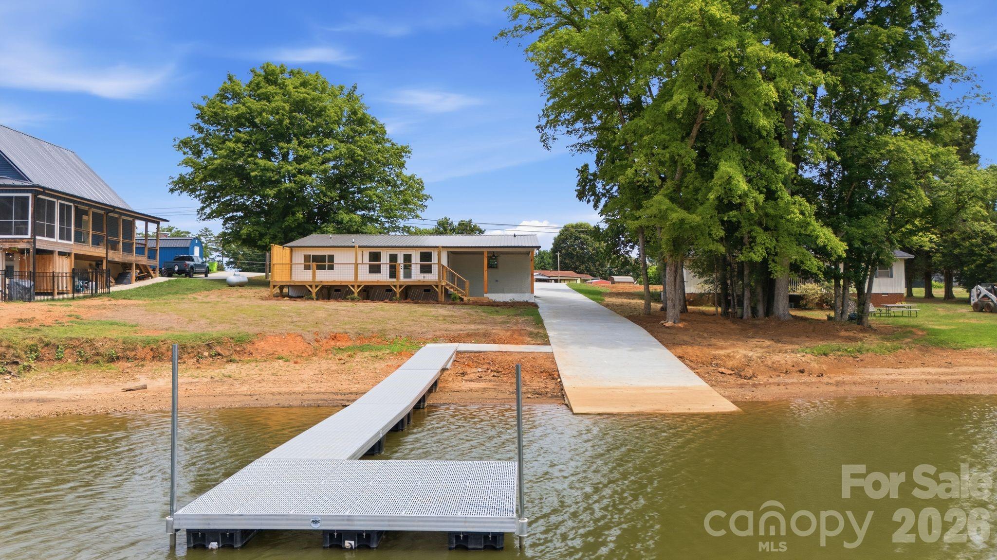 2516 Riverview Road