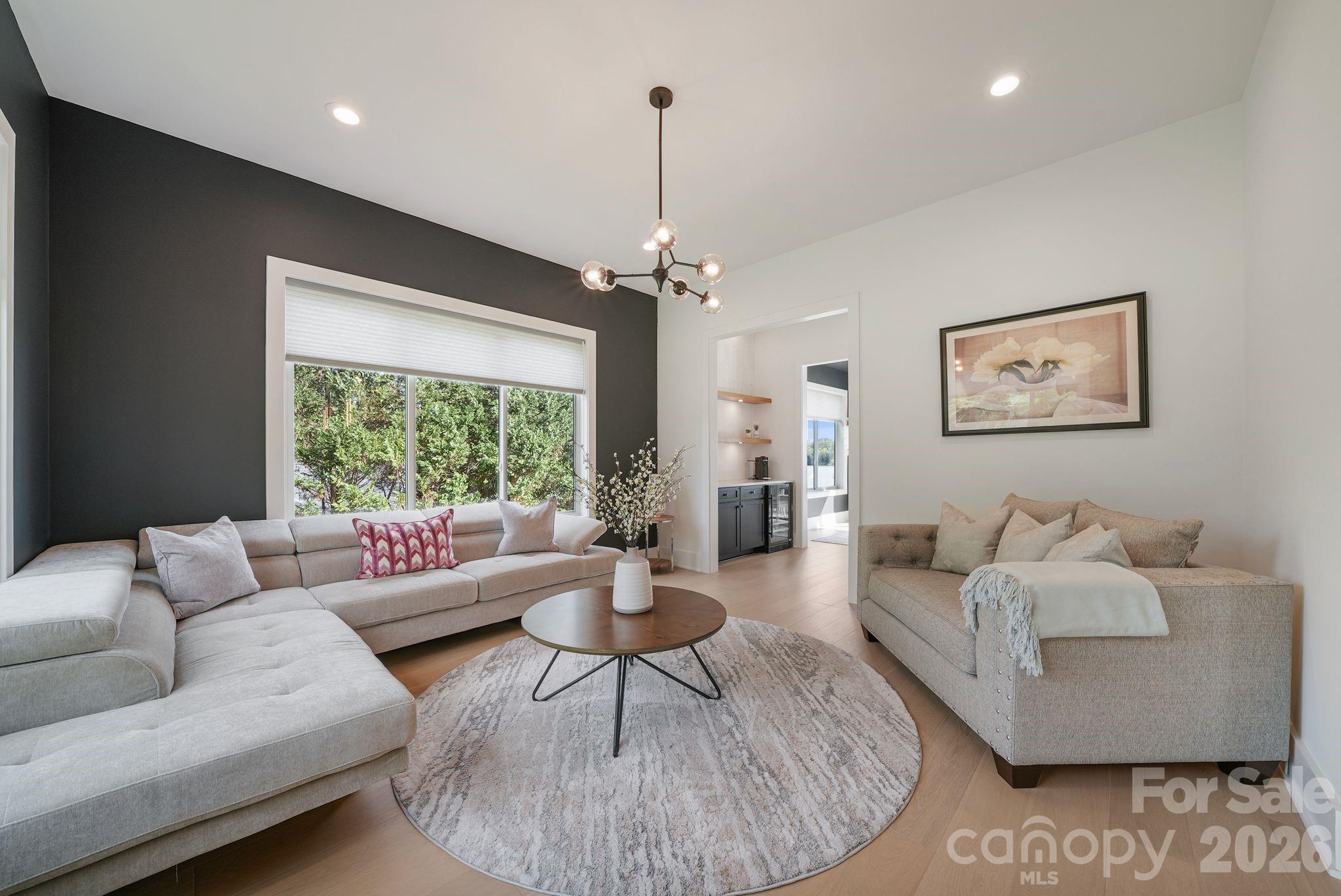 850 Mainsail Road