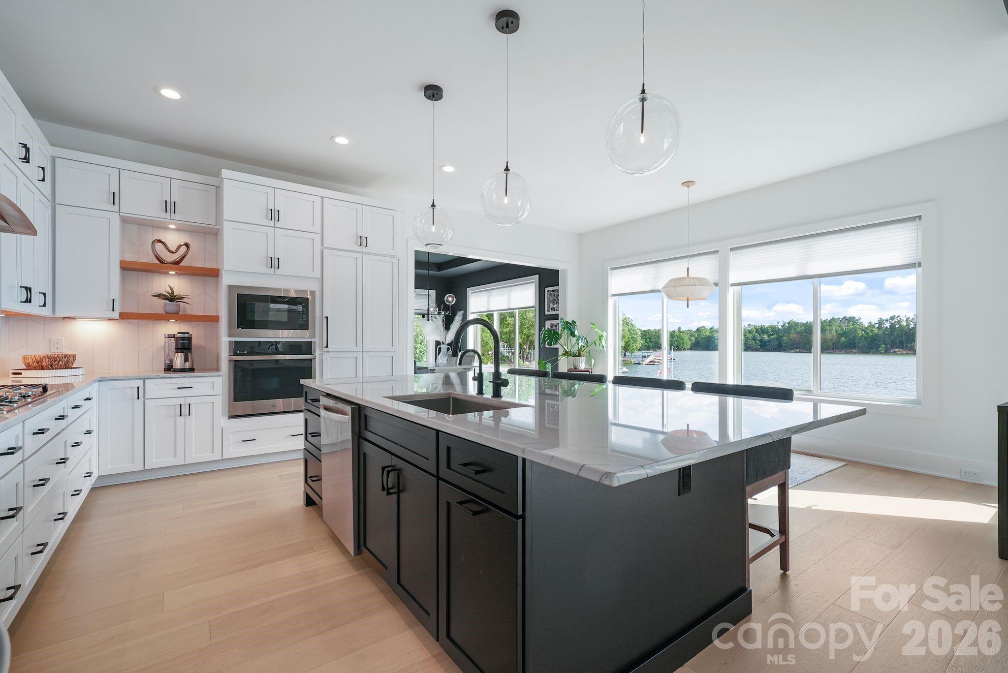 850 Mainsail Road
