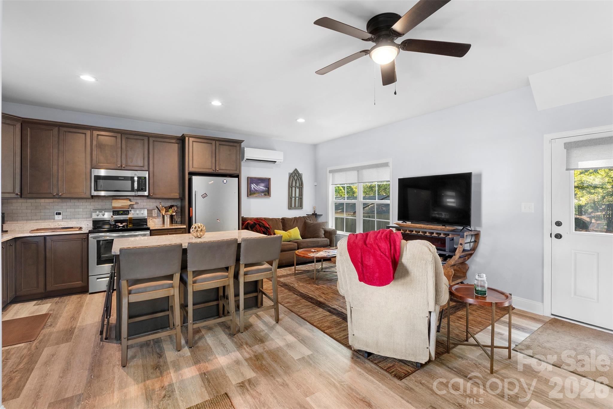 444 S Shore Drive