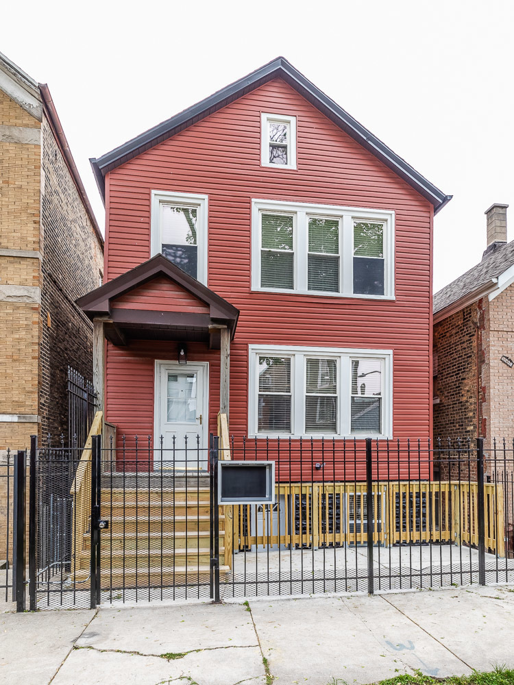 2237 S Sacramento Avenue Unit: G