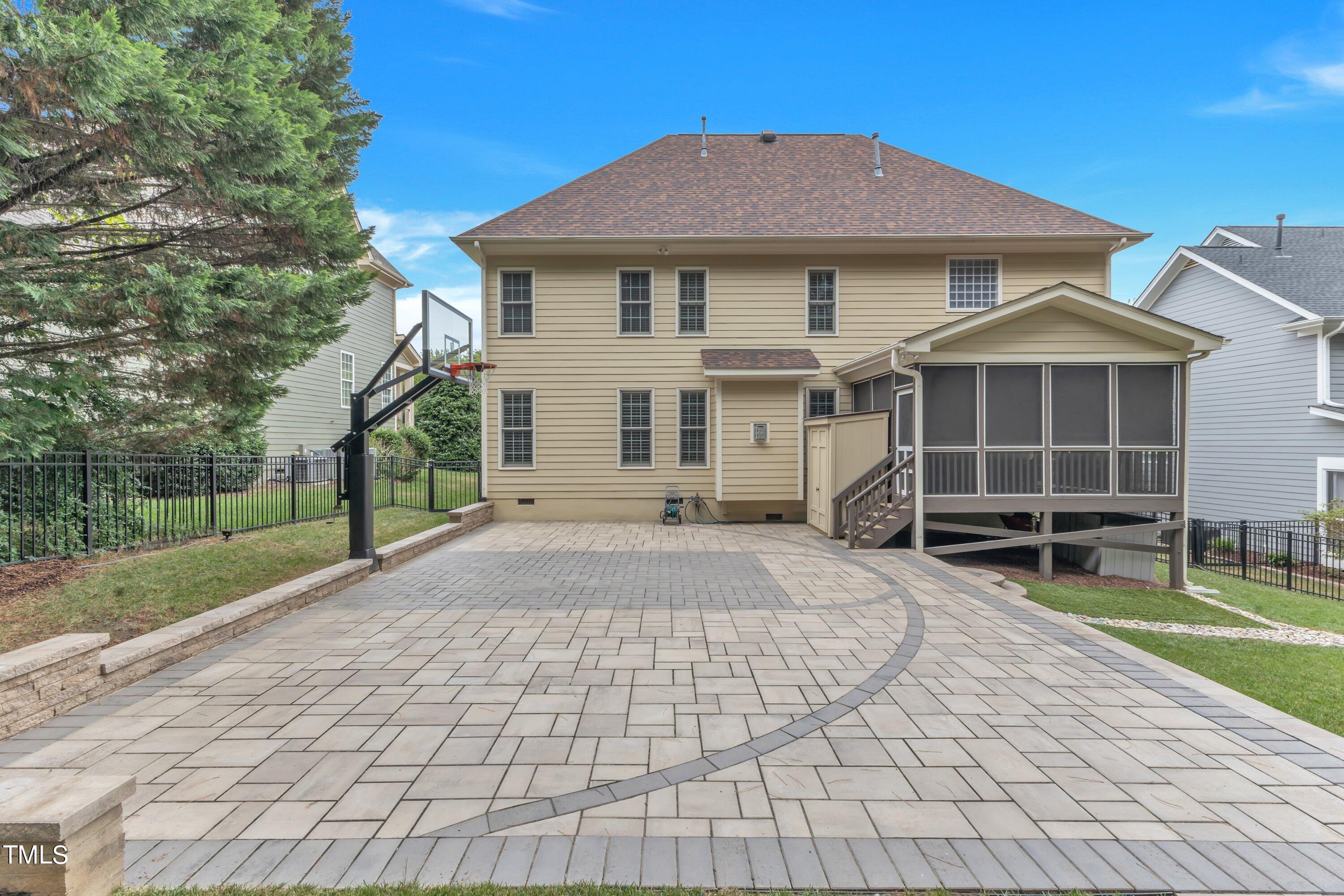 1009 Prairie Aster Court
