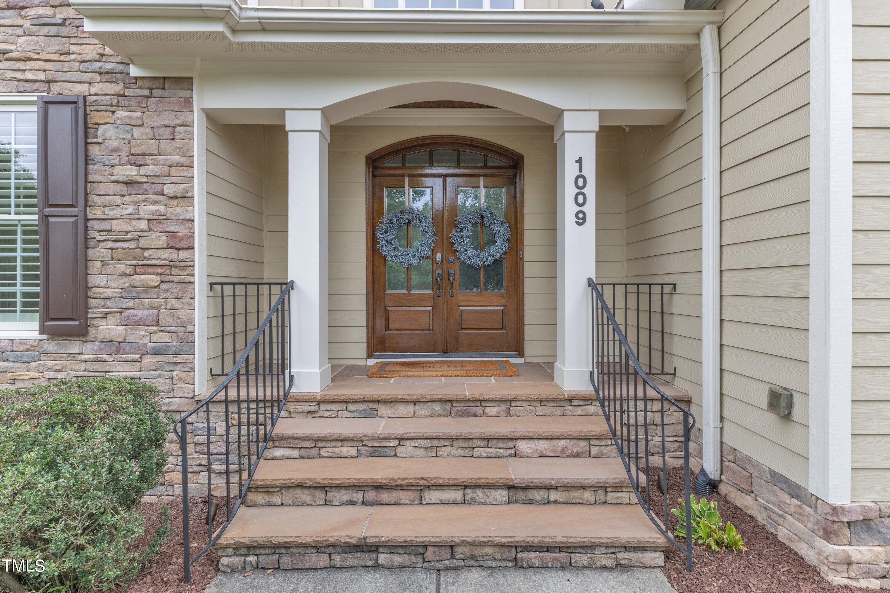 1009 Prairie Aster Court