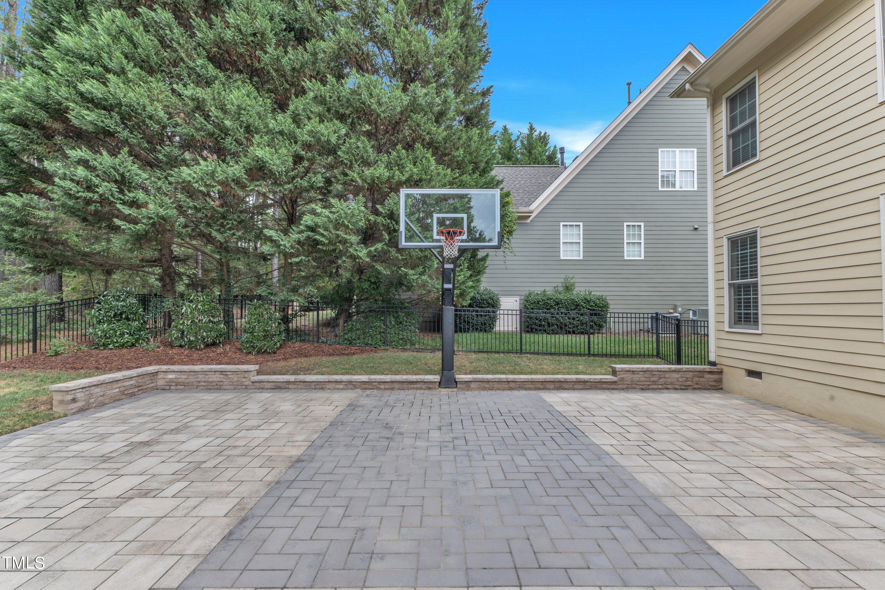 1009 Prairie Aster Court