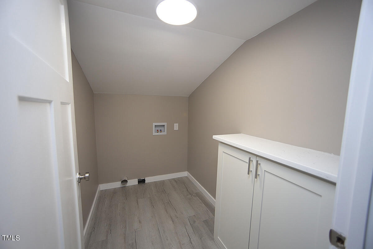 3532 Carolyn Drive