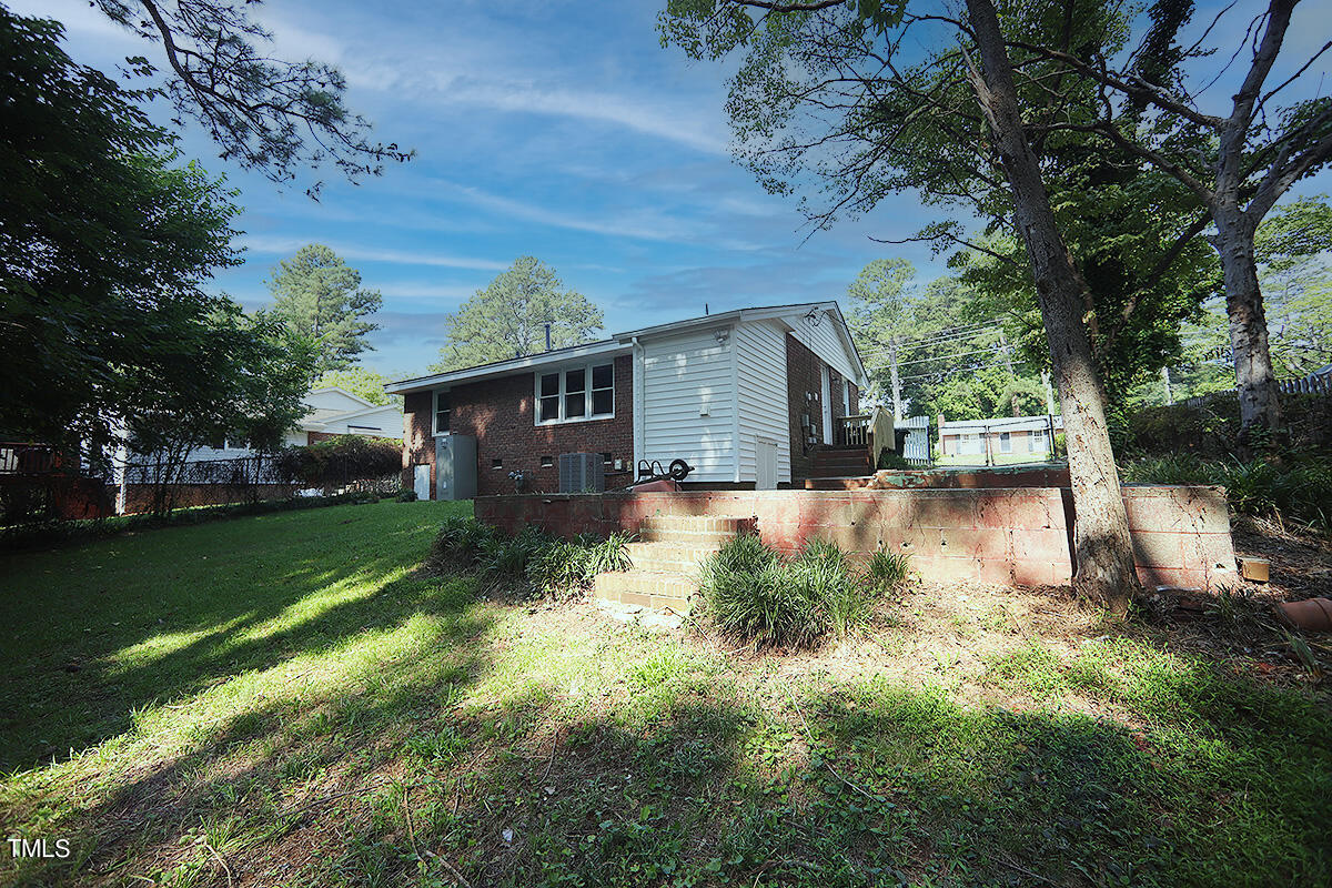 3532 Carolyn Drive