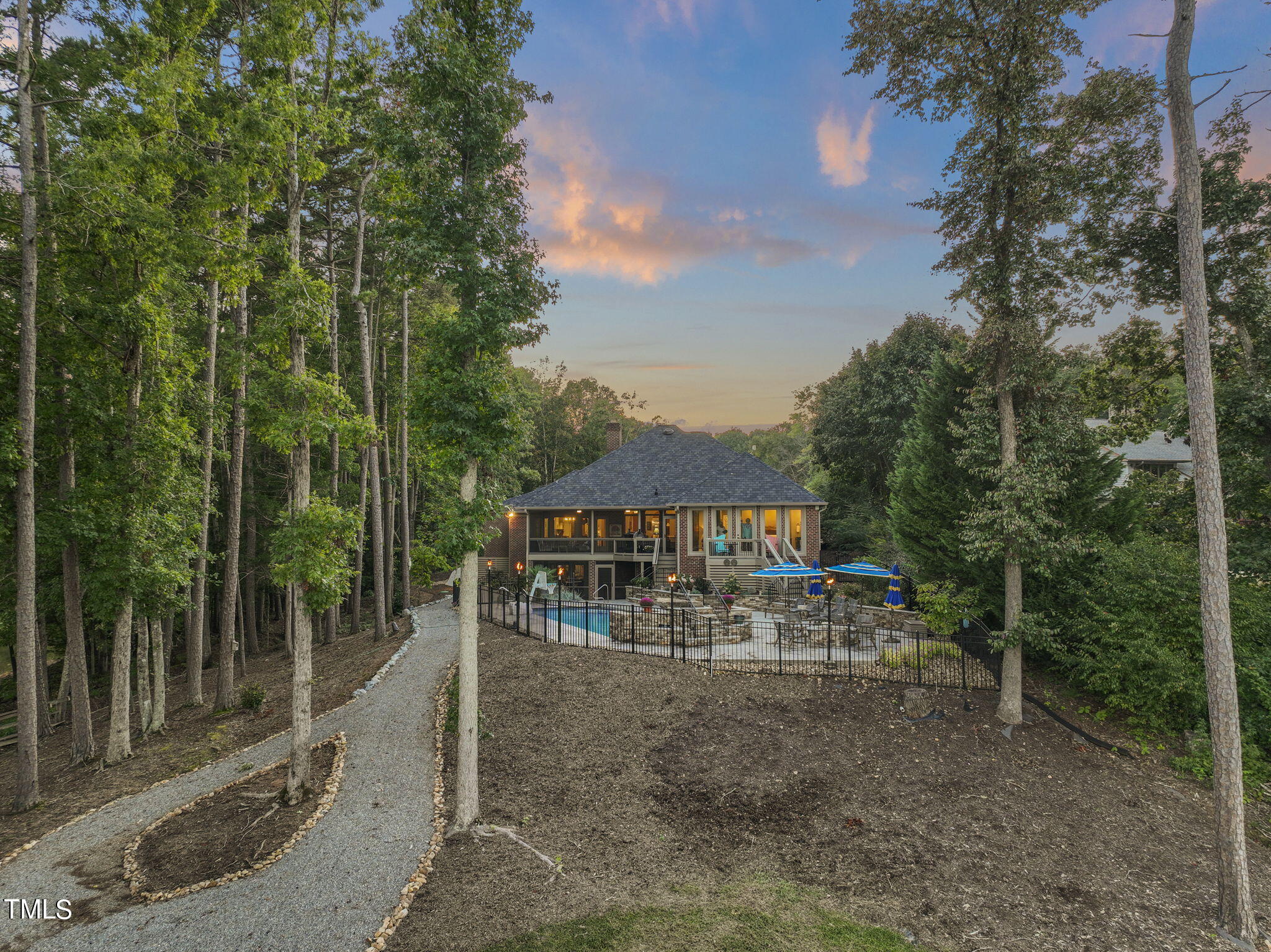 560 Overlook Lane