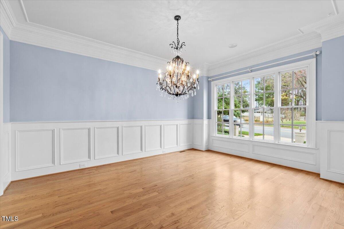 705 Glen Eden Drive