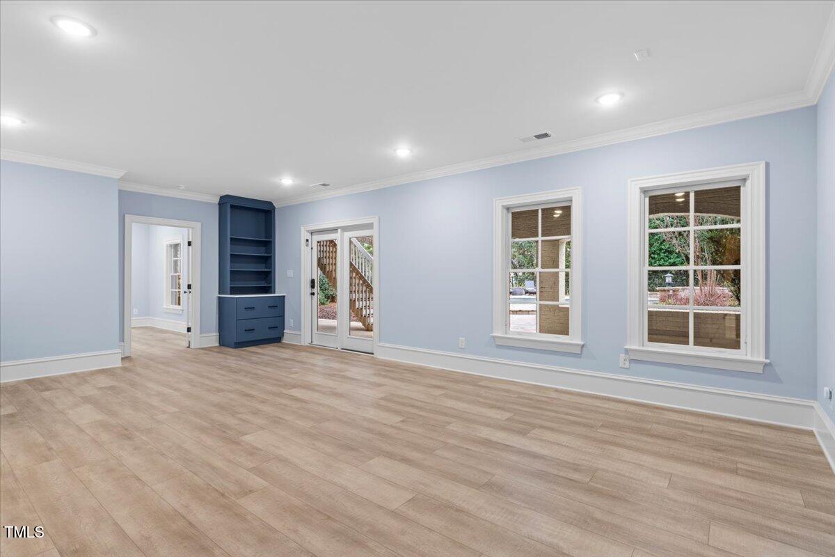 705 Glen Eden Drive