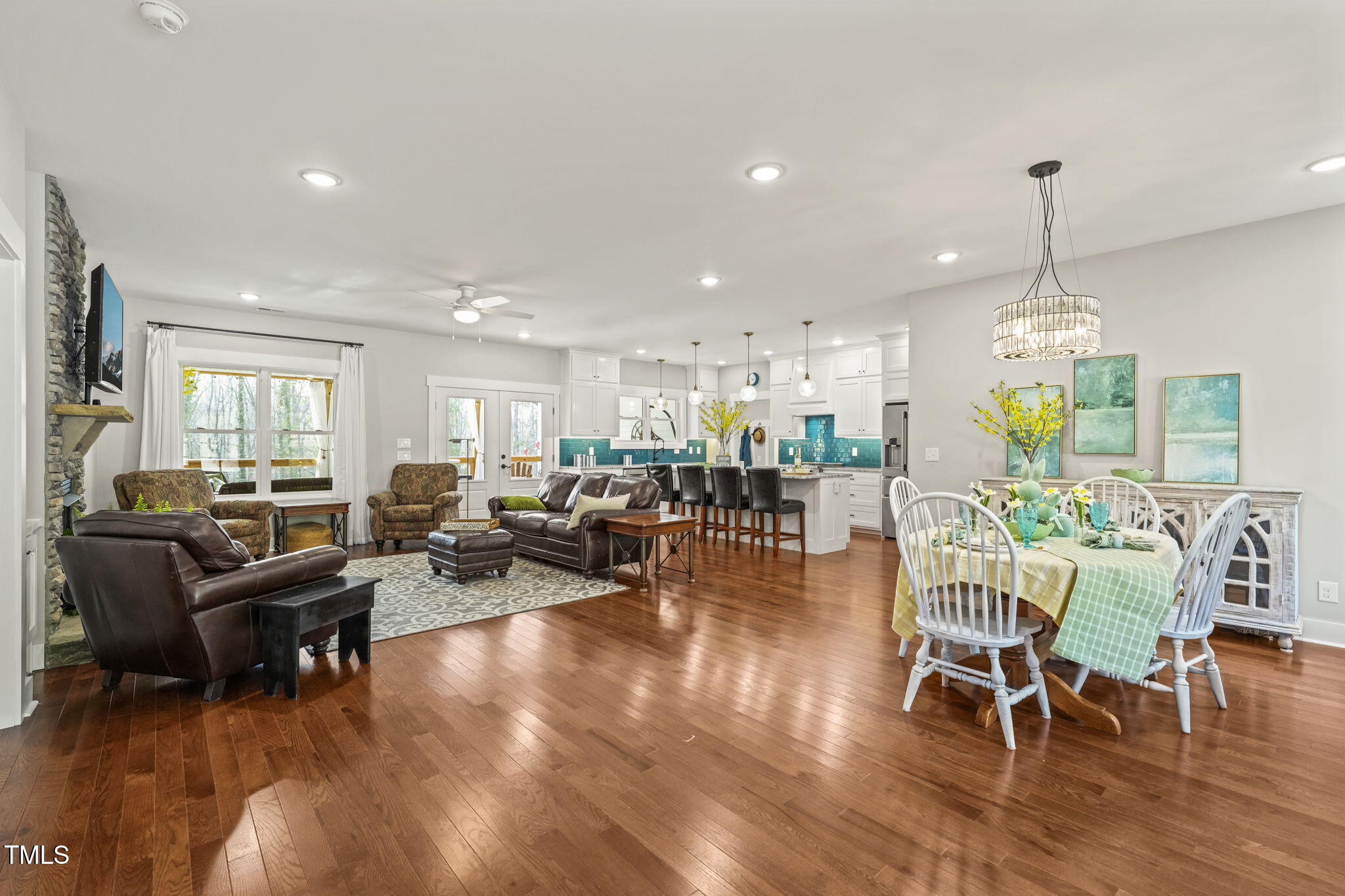 235 Long Beach Boulevard