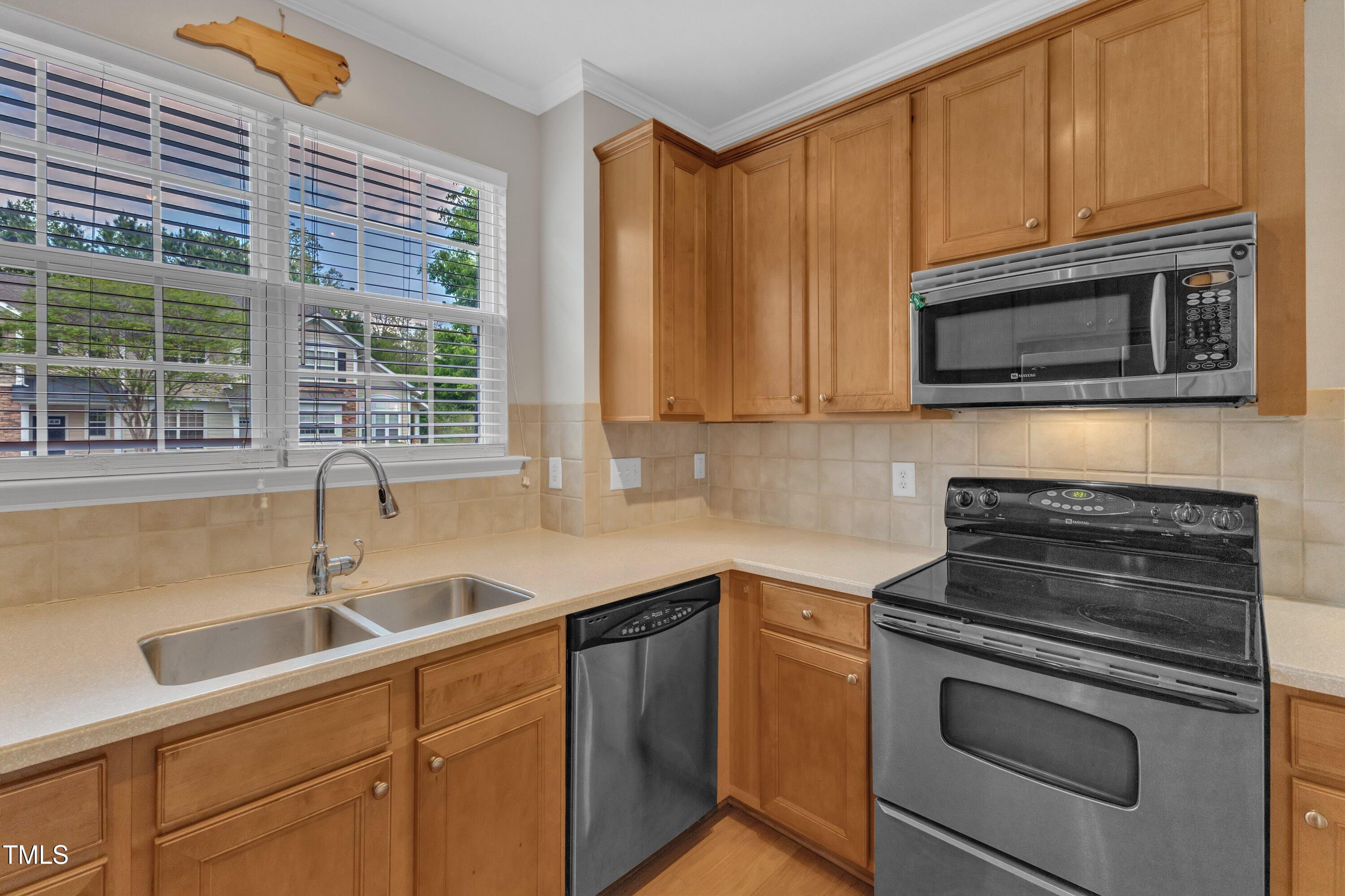 345 Red Elm Drive