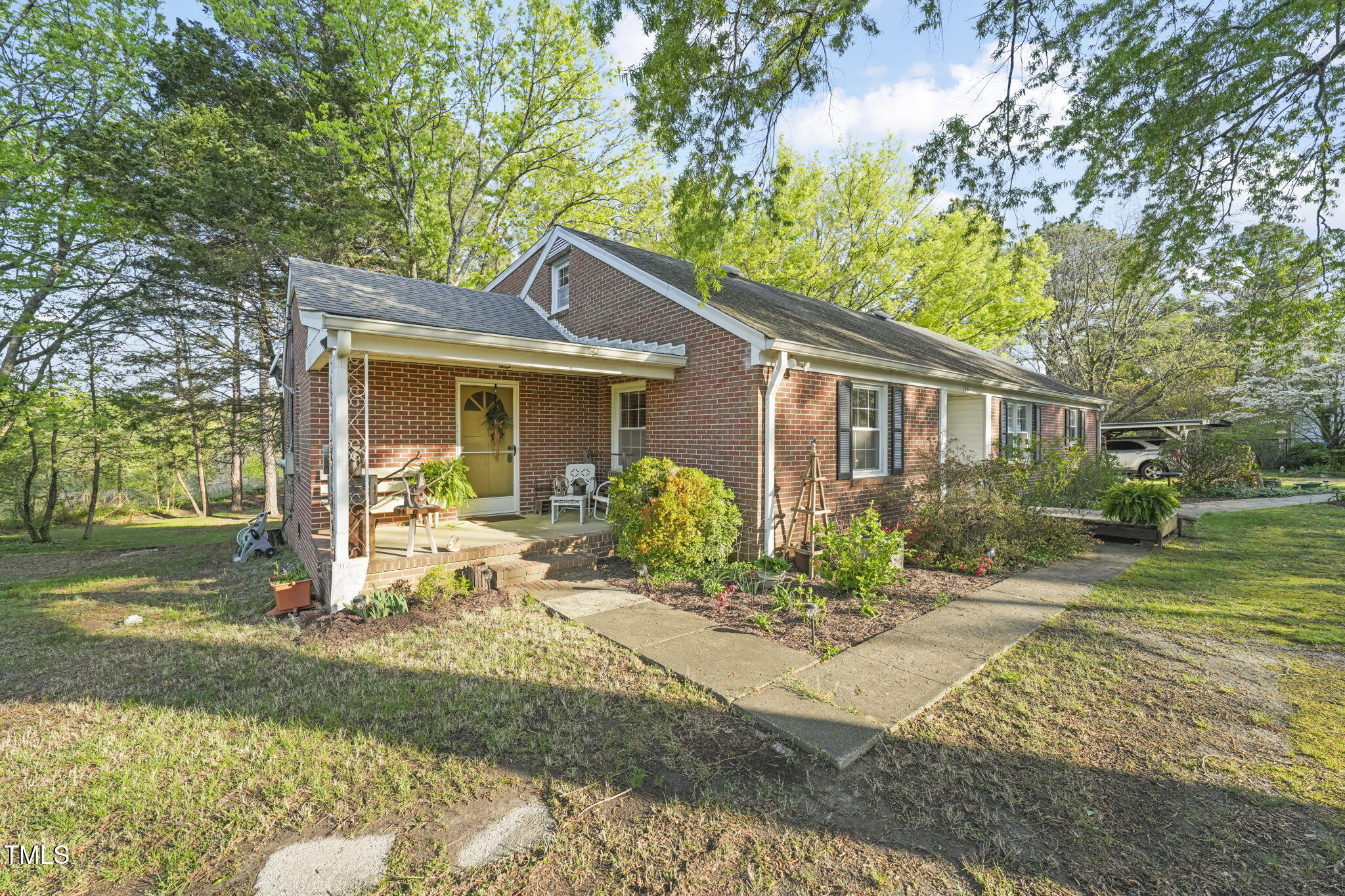 130 Shiney Rock Road