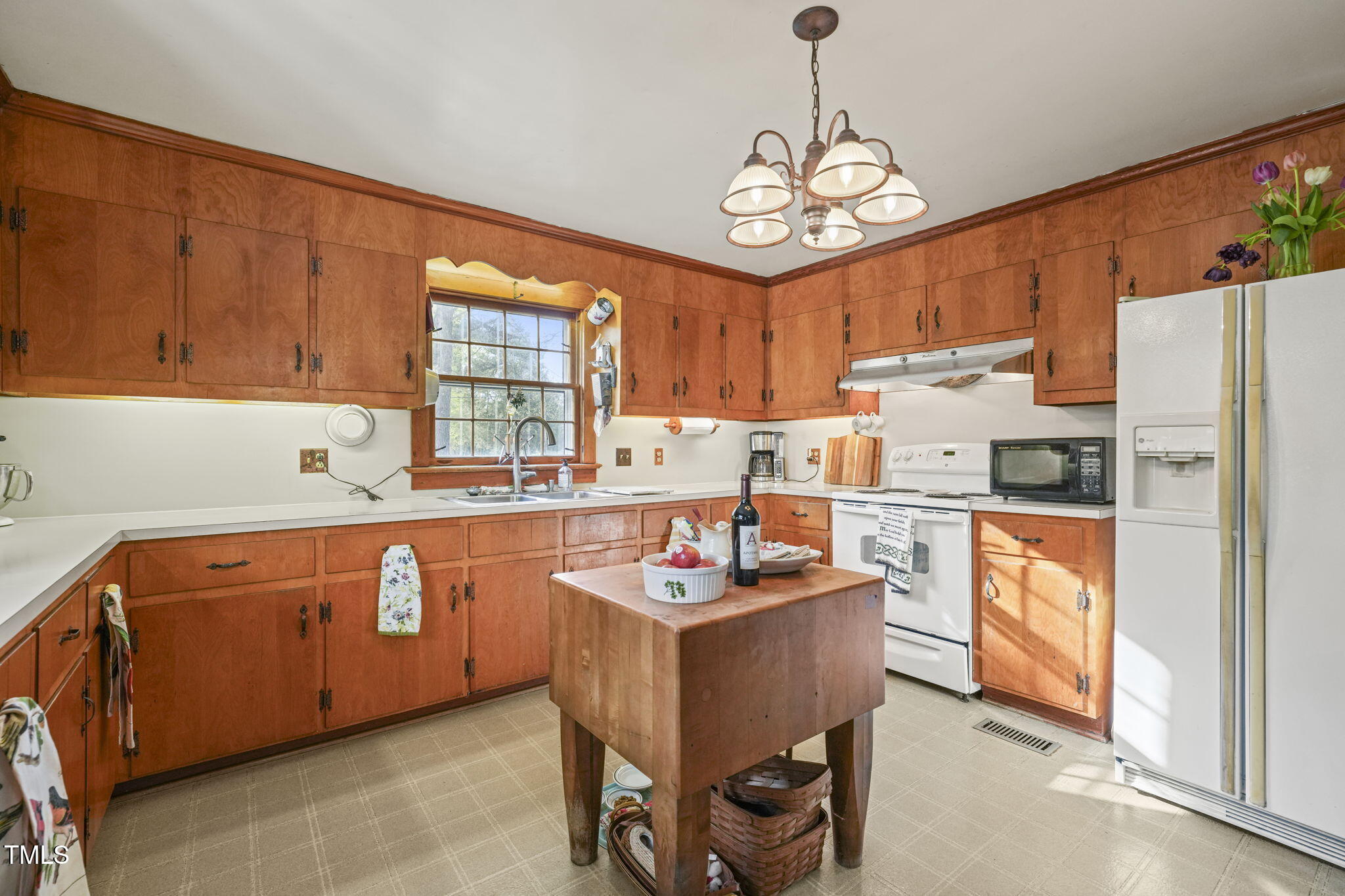 130 Shiney Rock Road