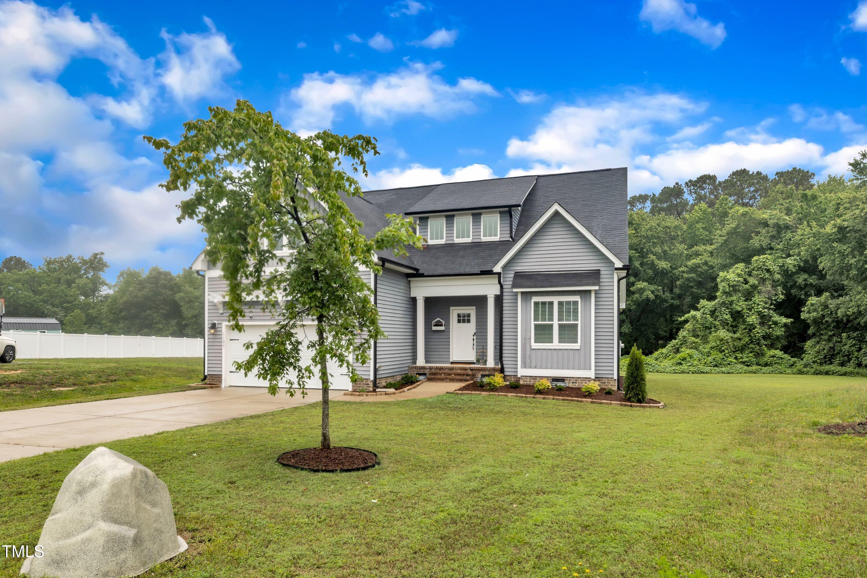 1109 Agio Court