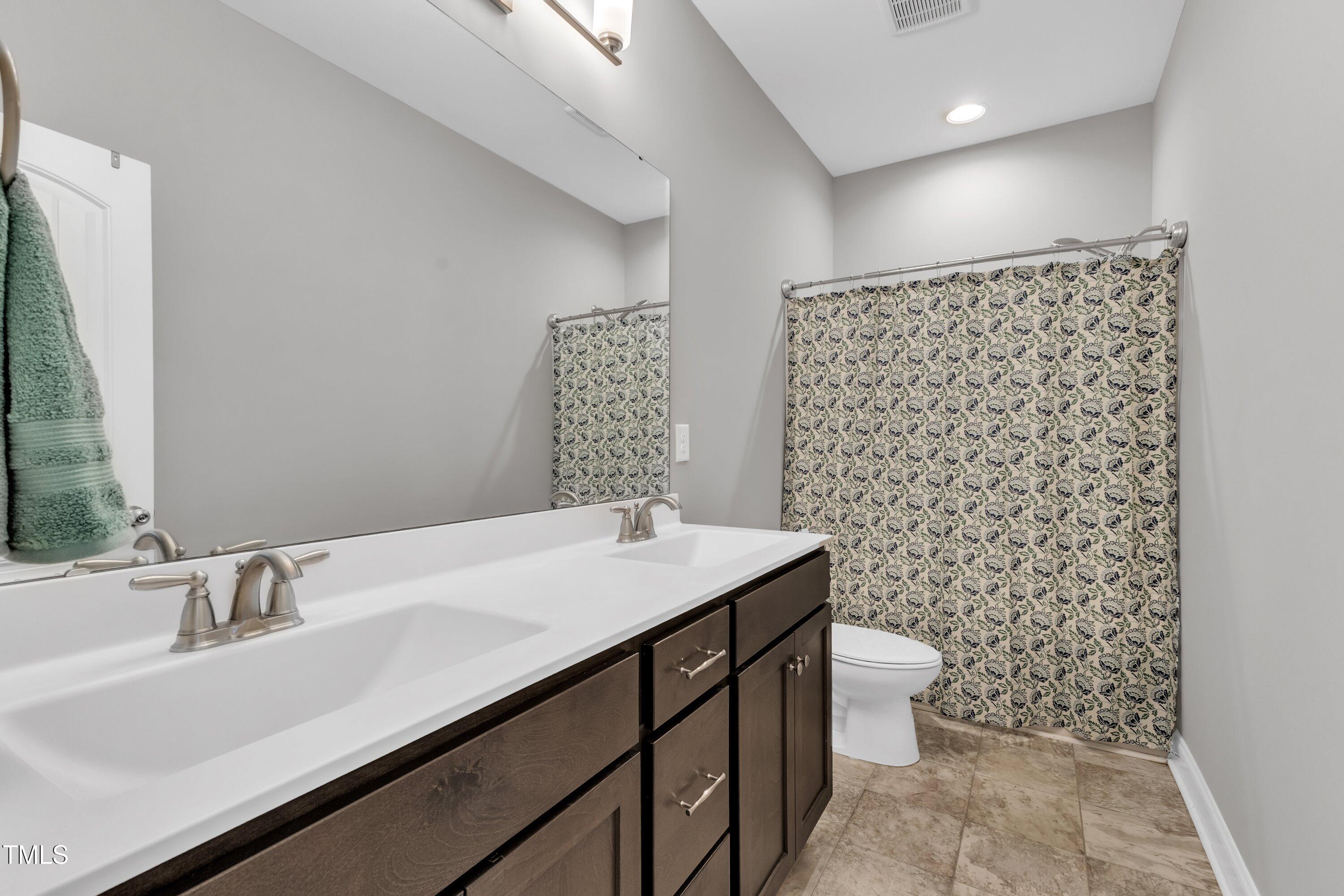 1109 Agio Court