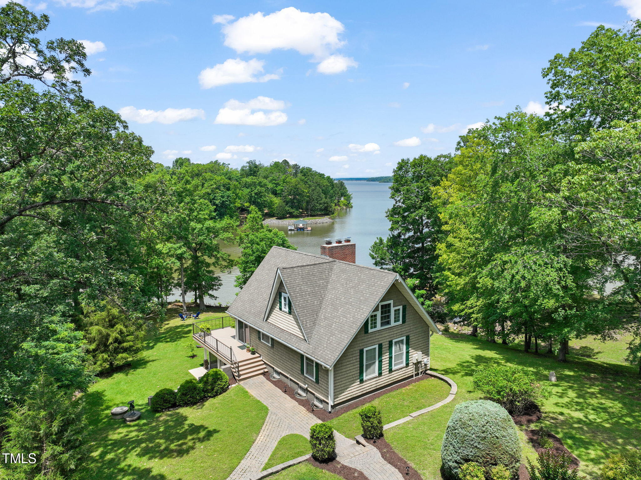 136 Audubon Place