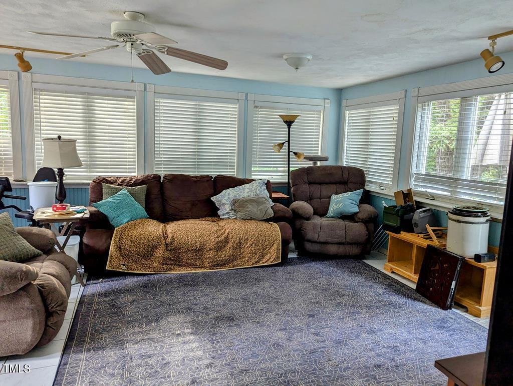 1529 Highway 15