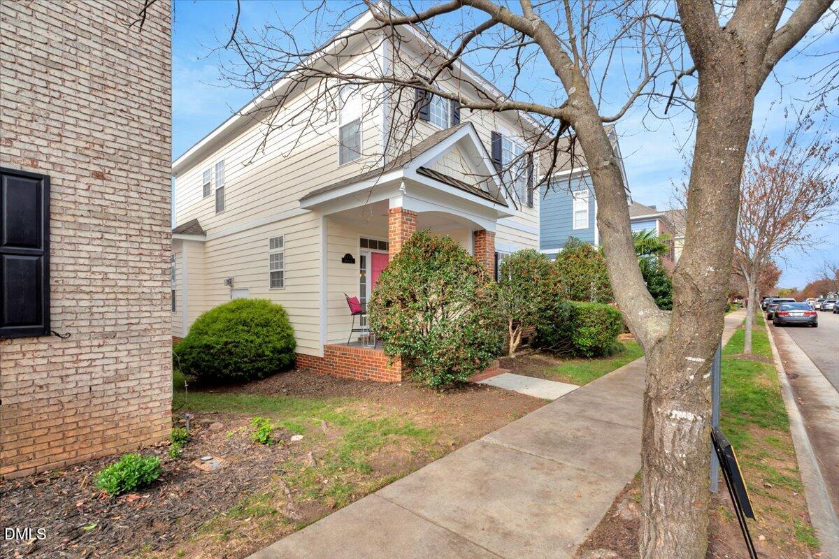 1135 Harp Street