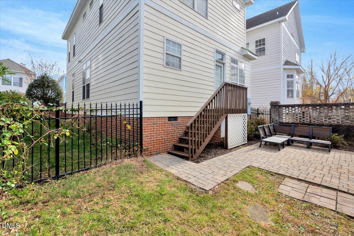 1135 Harp Street