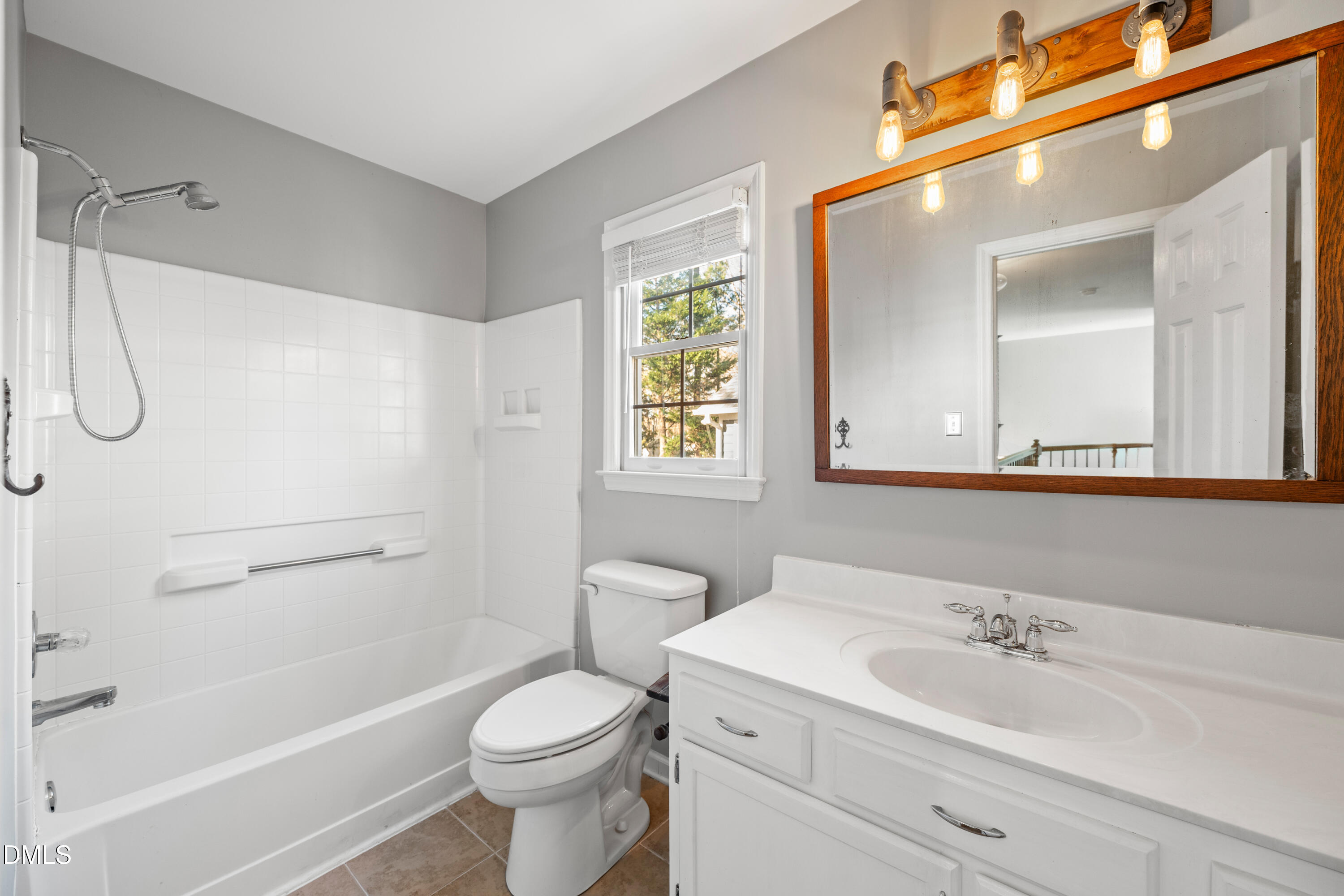 9509 Leslieshire Drive