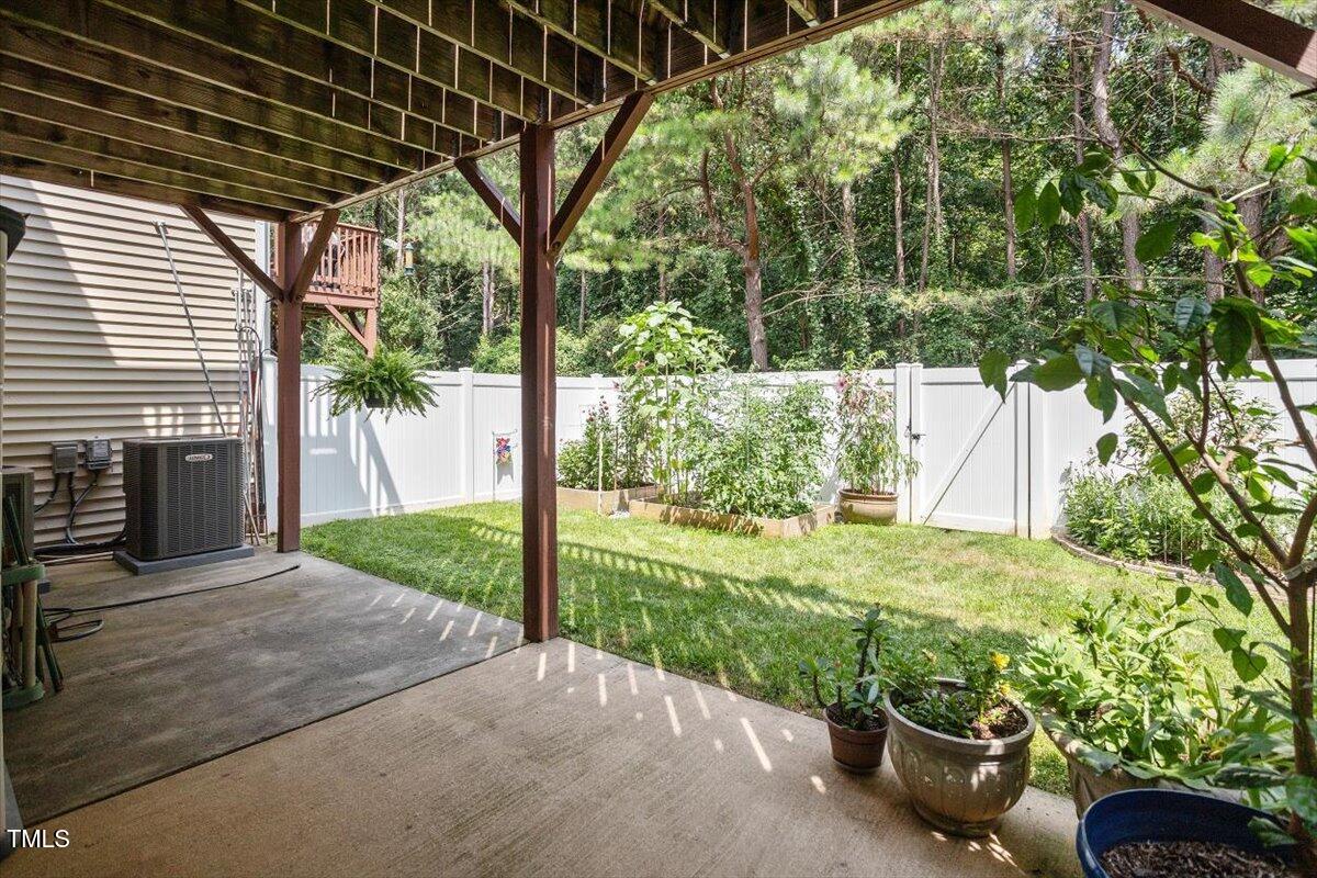 4742 Ludwell Branch Court