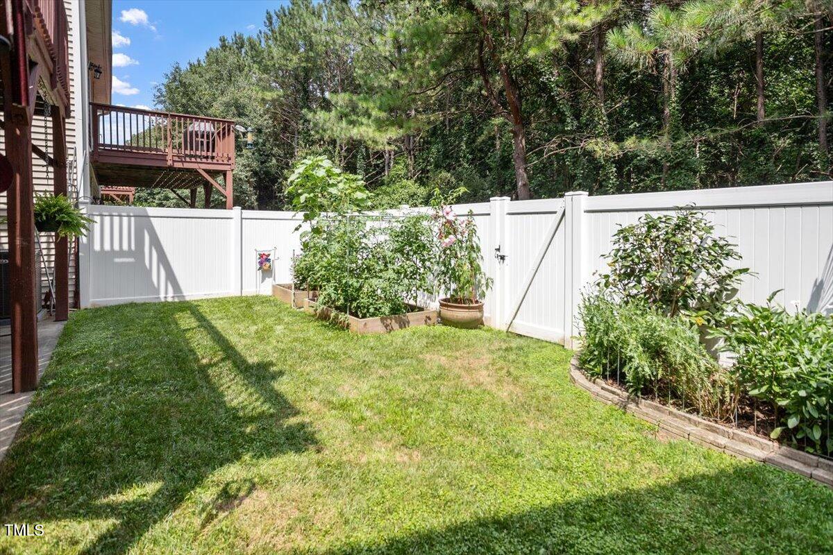 4742 Ludwell Branch Court