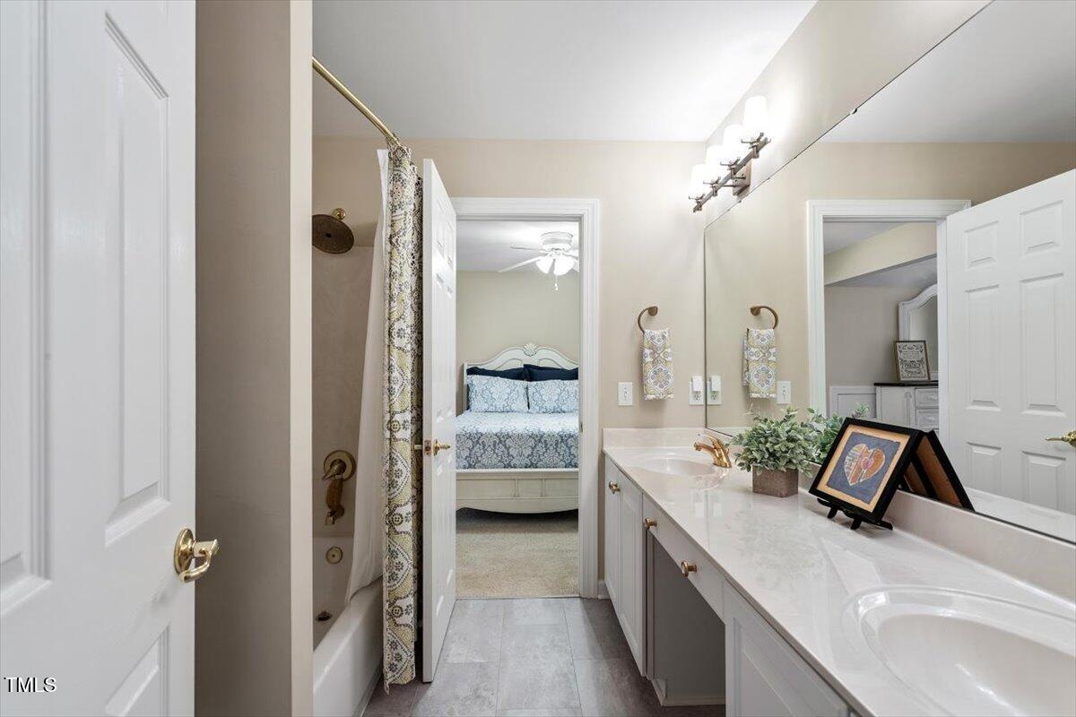 4742 Ludwell Branch Court