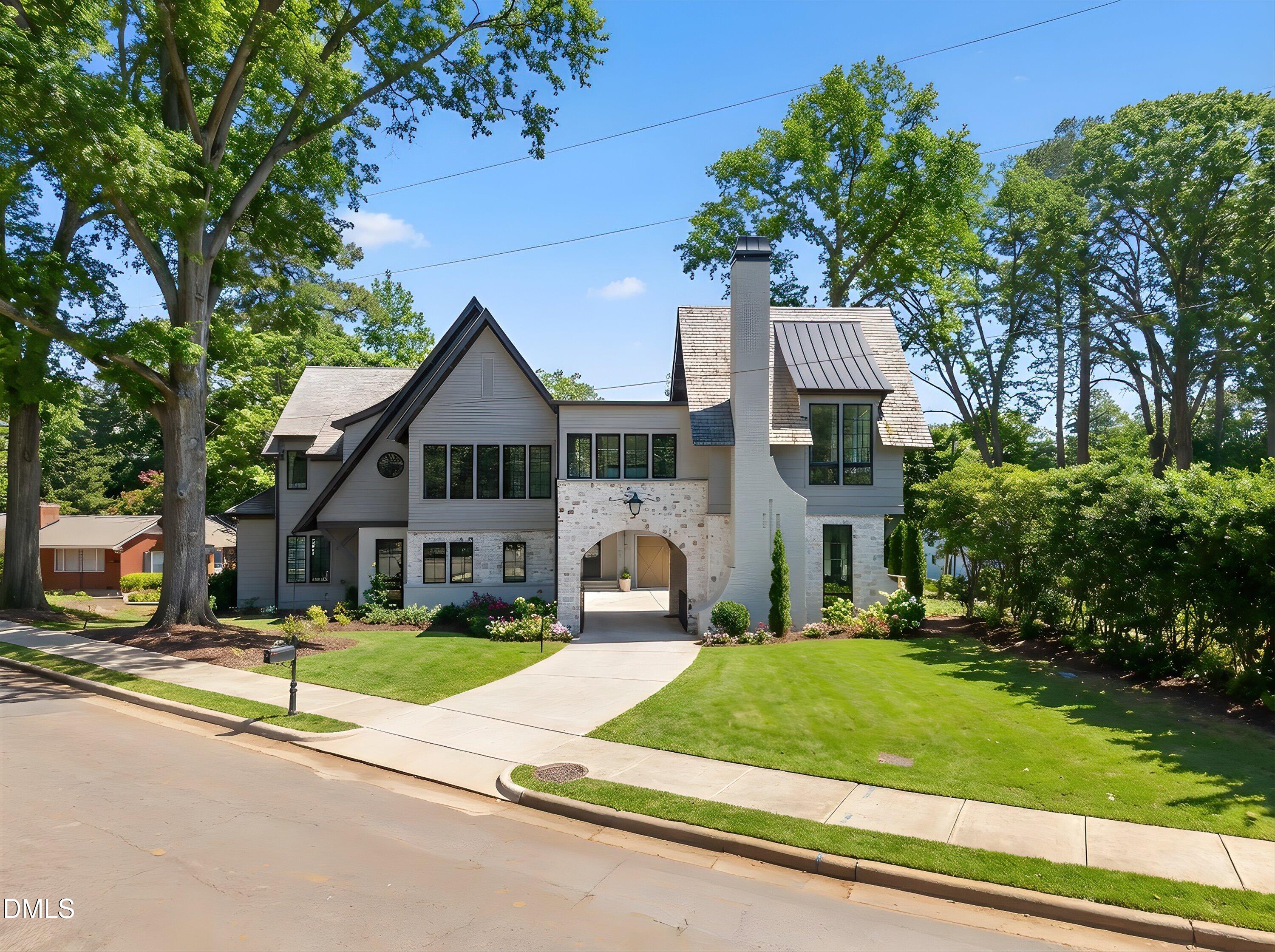 906 Brooks Avenue