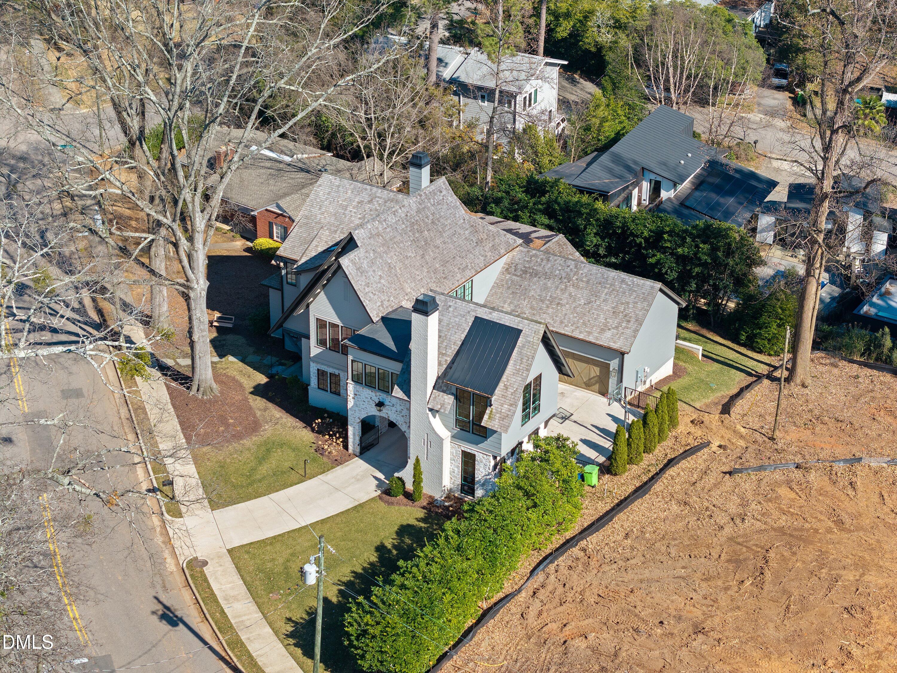 906 Brooks Avenue