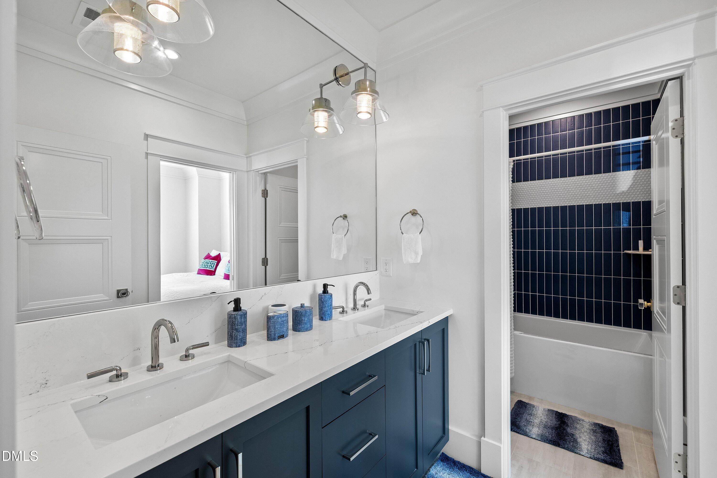 906 Brooks Avenue