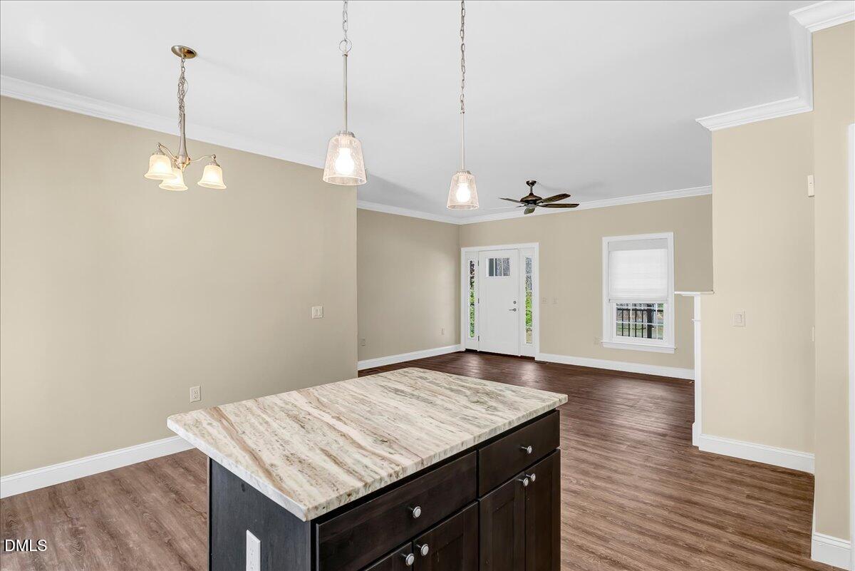 1130 Lakepoint Drive