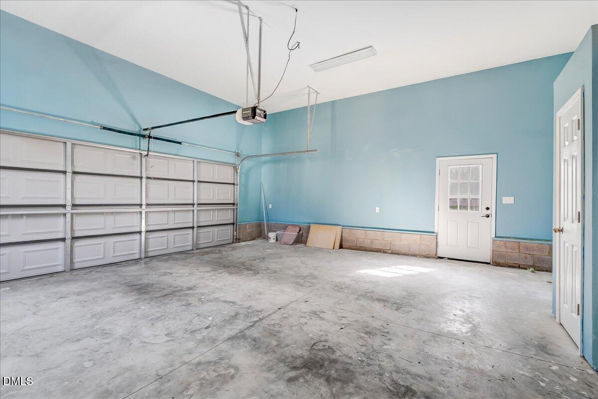 1130 Lakepoint Drive