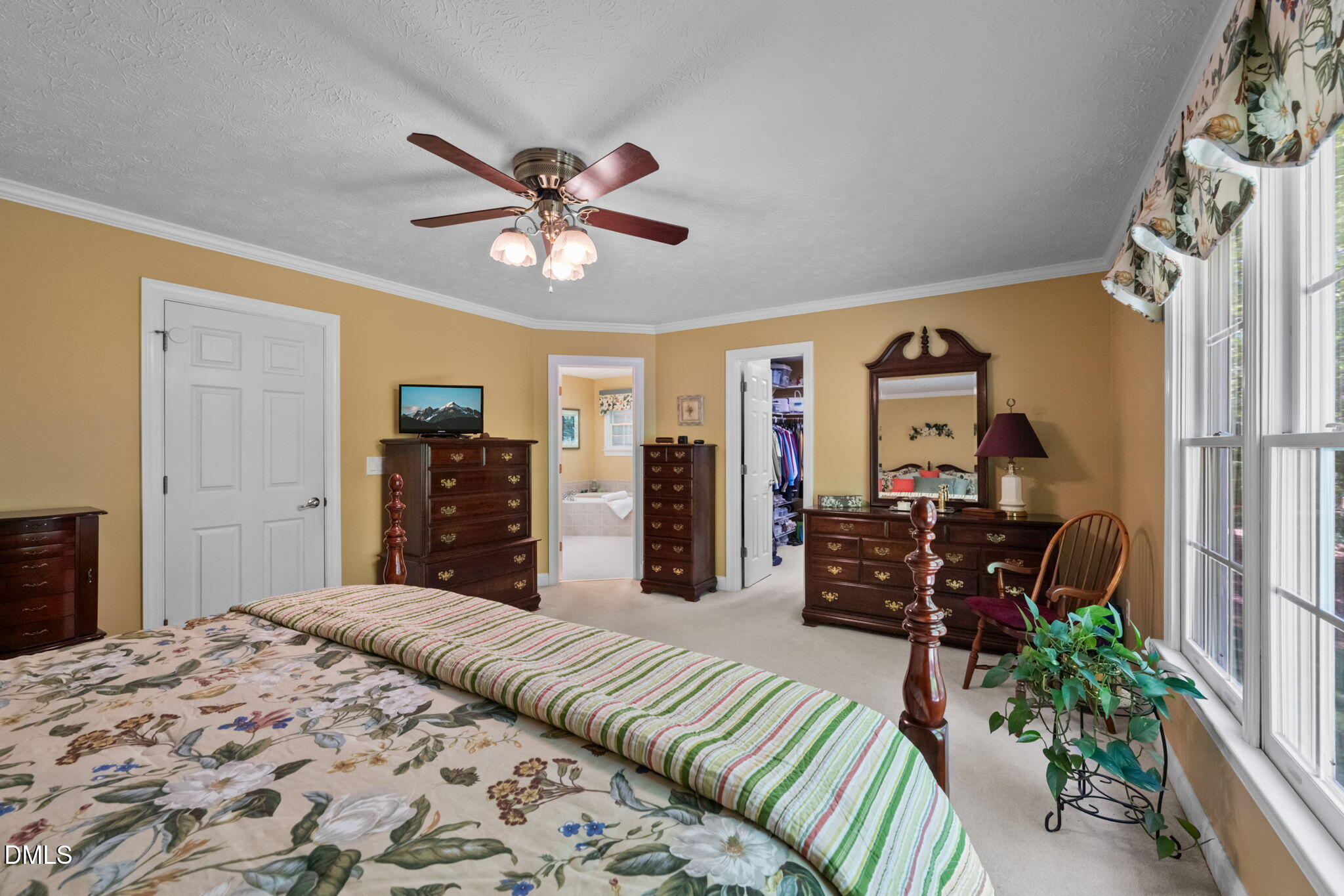 552 Oak Run