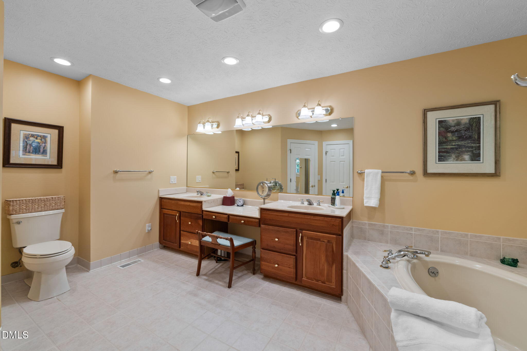 552 Oak Run